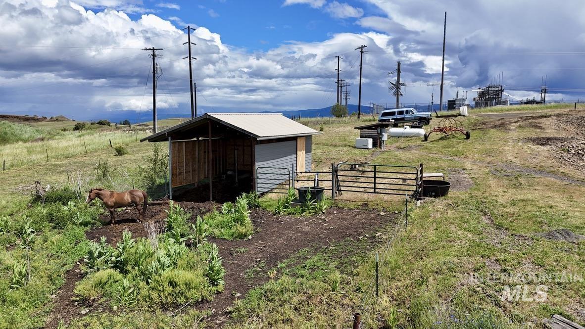 65 Vrieling Rd., Grangeville, Idaho 83530, 4 Bedrooms, 2 Bathrooms, Residential For Sale, Price $672,000,MLS 98989707