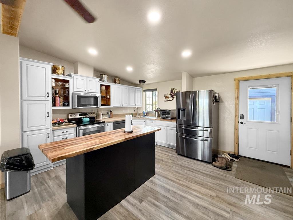 65 Vrieling Rd., Grangeville, Idaho 83530, 4 Bedrooms, 2 Bathrooms, Residential For Sale, Price $672,000,MLS 98989707