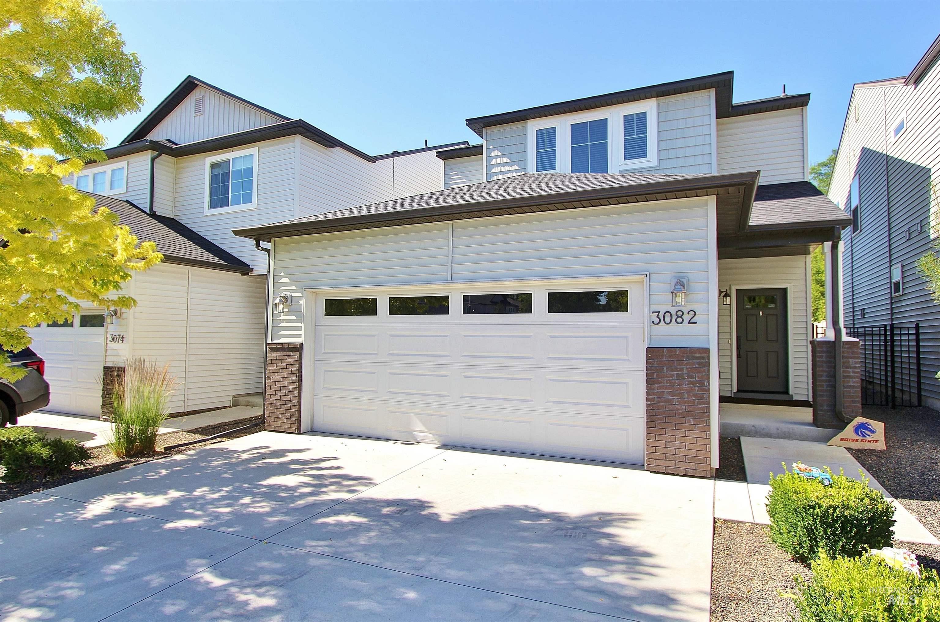 3082 E Ionia Ct, Meridian, Idaho 83642, 3 Bedrooms, 2.5 Bathrooms, Residential For Sale, Price $430,000,MLS 98989714