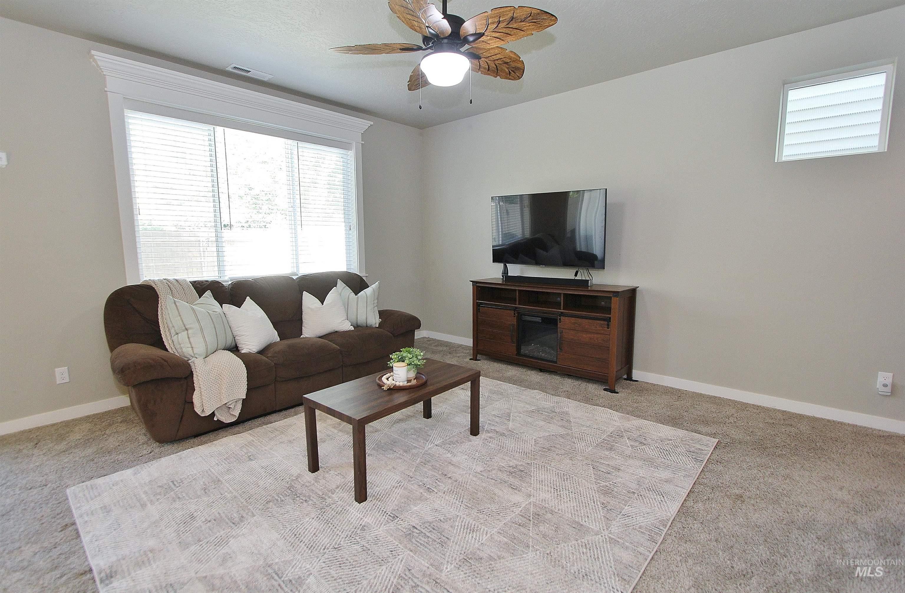 3082 E Ionia Ct, Meridian, Idaho 83642, 3 Bedrooms, 2.5 Bathrooms, Residential For Sale, Price $430,000,MLS 98989714