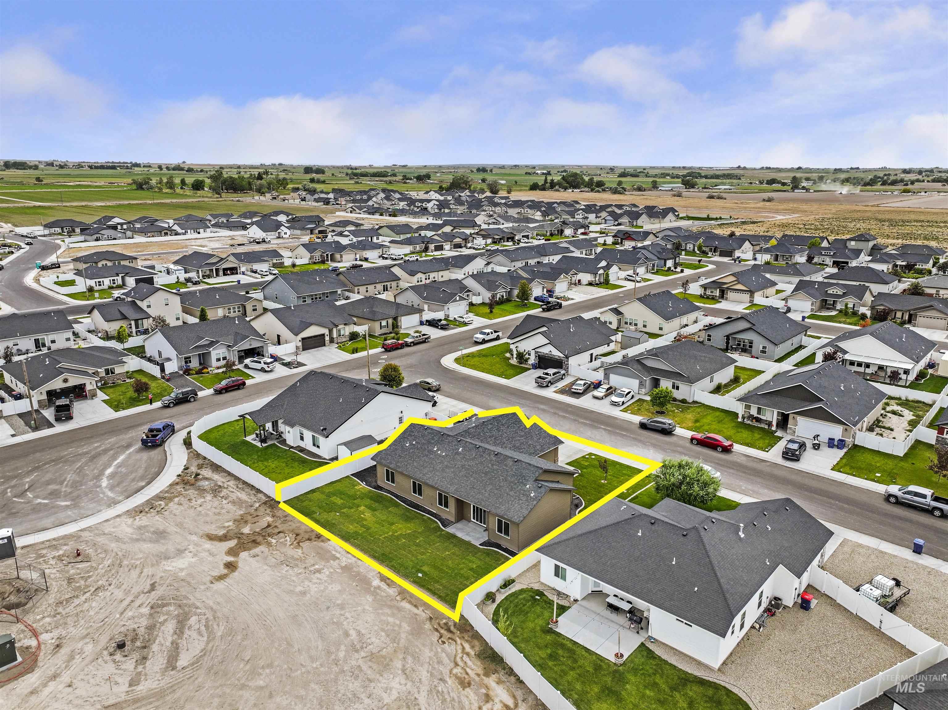 1449 Golden Pheasant Dr, Twin Falls, Idaho 83301, 4 Bedrooms, 3 Bathrooms, Residential For Sale, Price $475,900,MLS 98989717