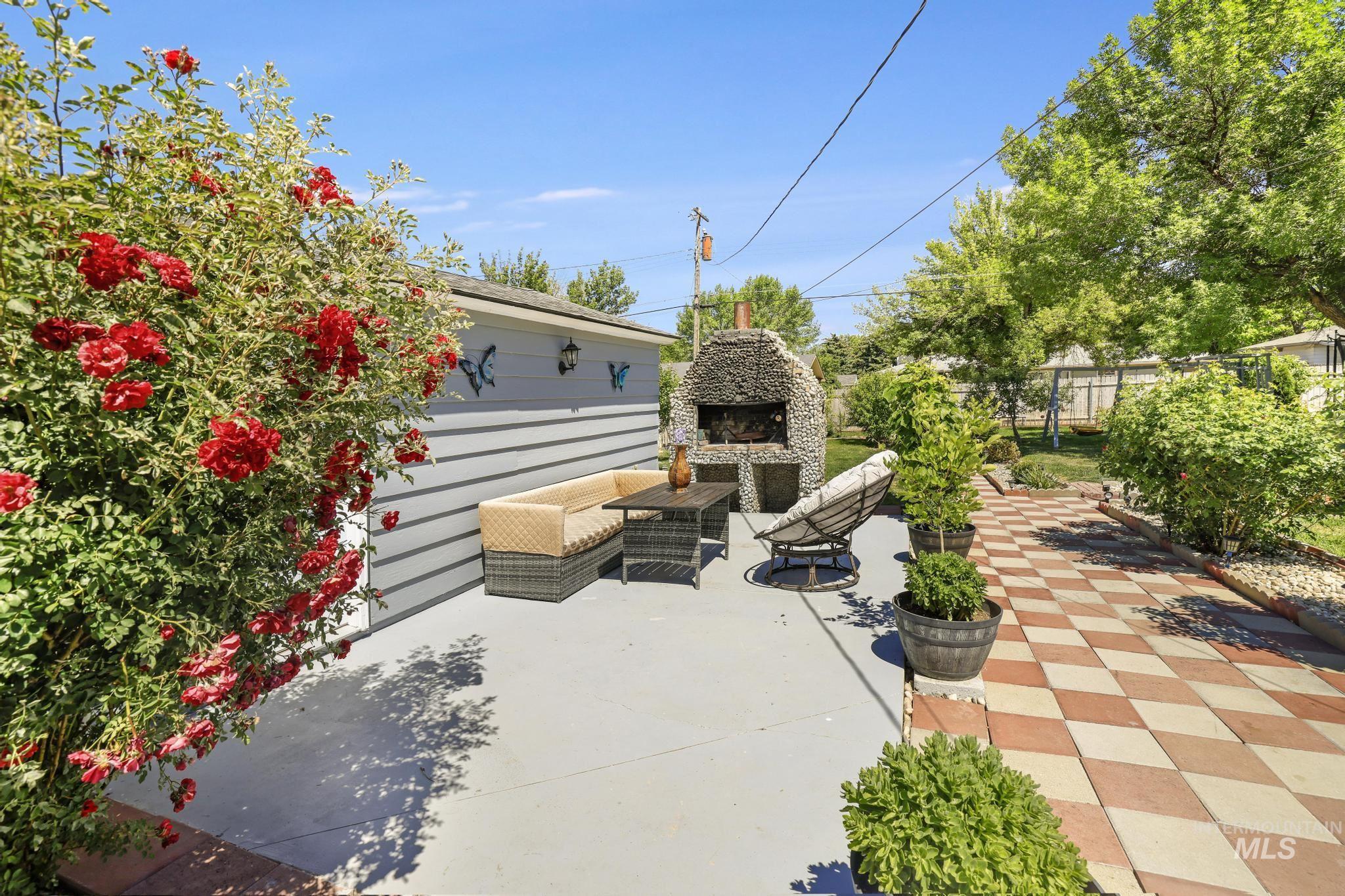 548 Fillmore Street, Twin Falls, Idaho 83301, 3 Bedrooms, 1.5 Bathrooms, Residential For Sale, Price $315,000,MLS 98989718