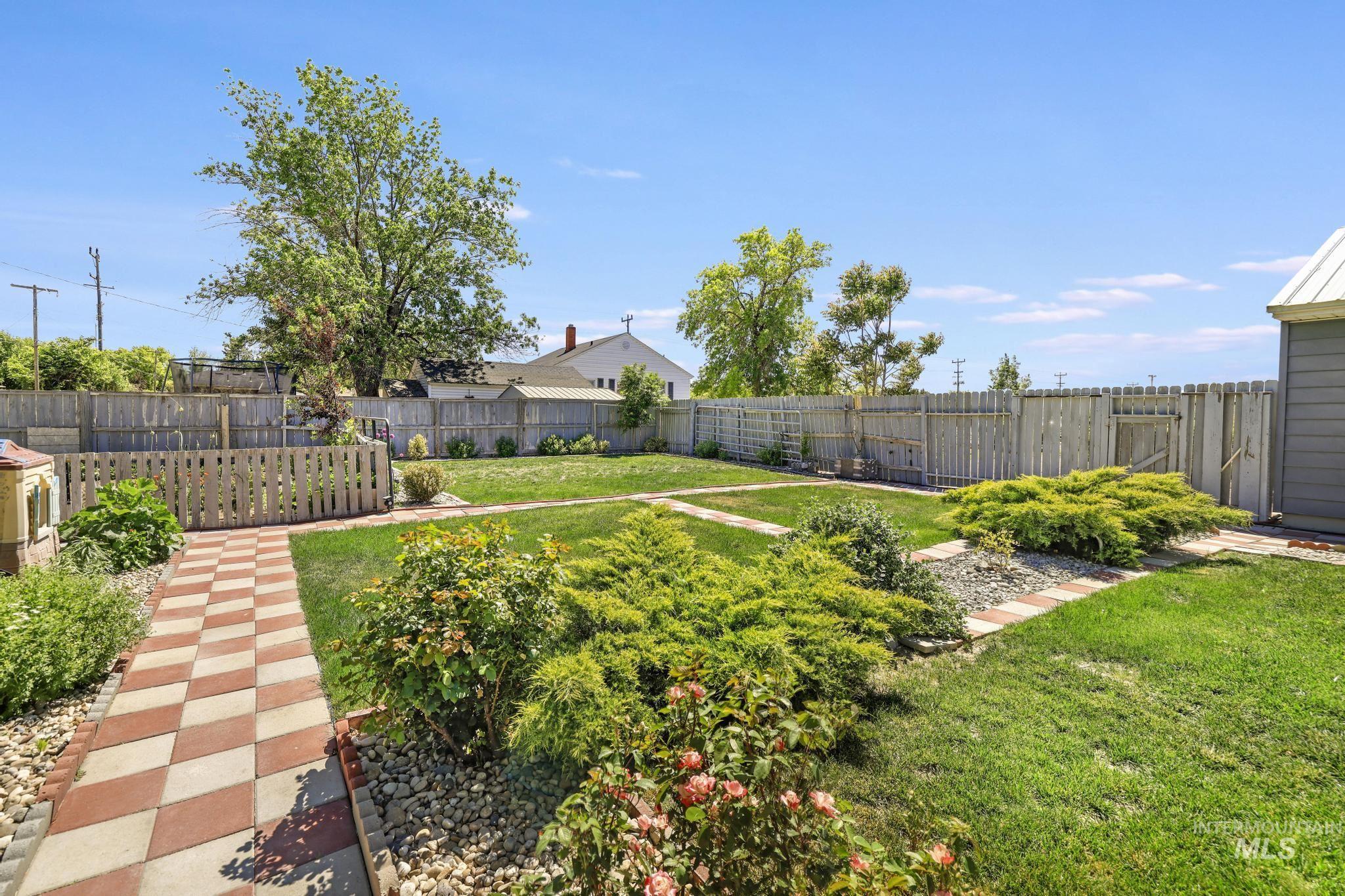 548 Fillmore Street, Twin Falls, Idaho 83301, 3 Bedrooms, 1.5 Bathrooms, Residential For Sale, Price $315,000,MLS 98989718
