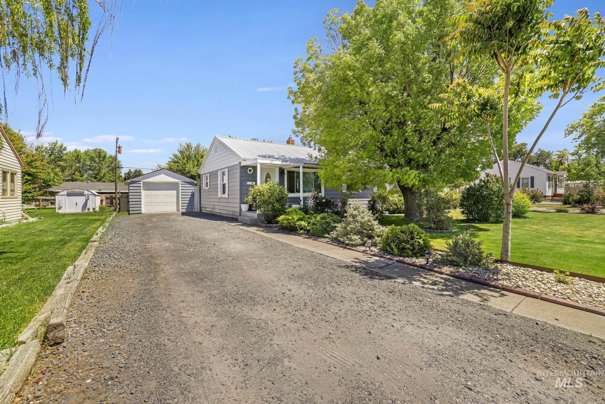 548 Fillmore Street, Twin Falls, Idaho 83301, 3 Bedrooms, 1.5 Bathrooms, Residential For Sale, Price $315,000,MLS 98989718