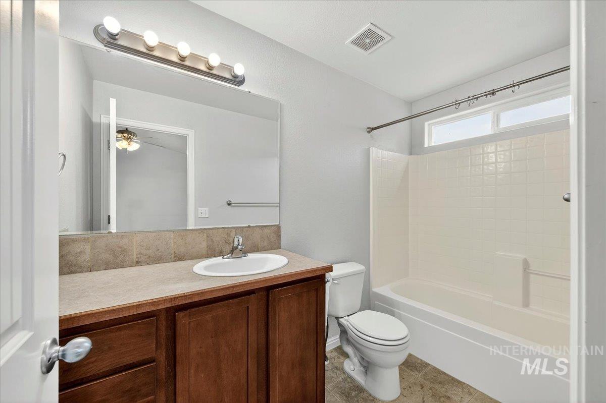 1632 W Boise St, Kuna, Idaho 83634, 3 Bedrooms, 2 Bathrooms, Residential For Sale, Price $414,999,MLS 98989722
