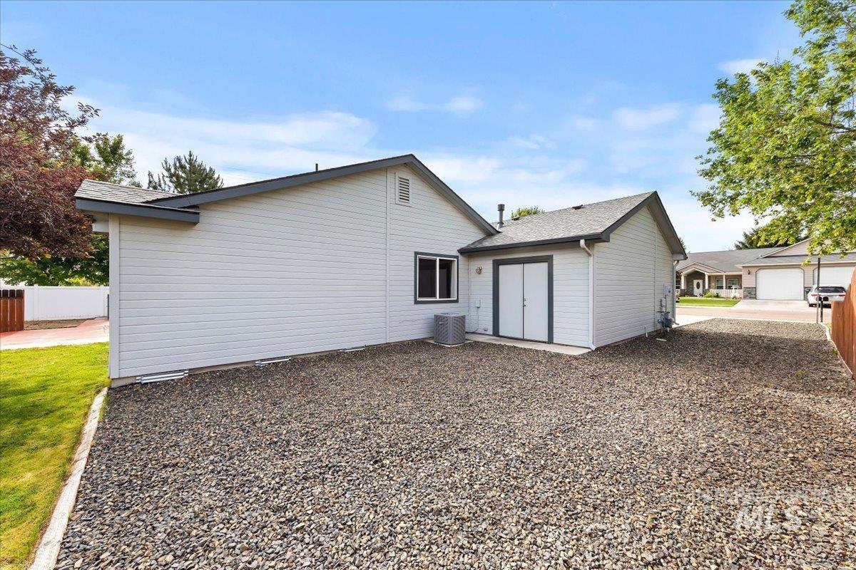 1632 W Boise St, Kuna, Idaho 83634, 3 Bedrooms, 2 Bathrooms, Residential For Sale, Price $414,999,MLS 98989722