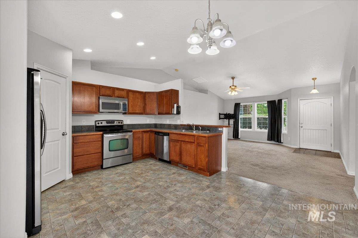 1632 W Boise St, Kuna, Idaho 83634, 3 Bedrooms, 2 Bathrooms, Residential For Sale, Price $414,999,MLS 98989722