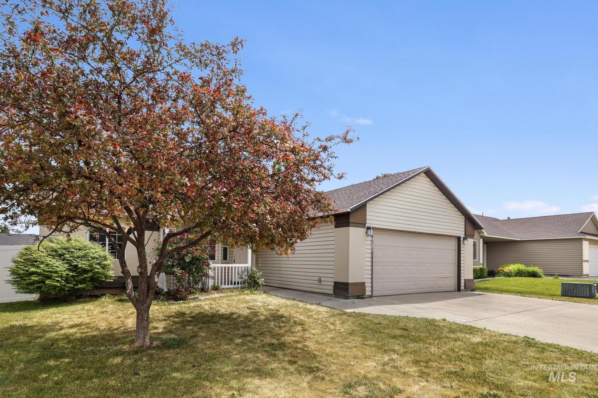 1215 Quail St, Twin Falls, Idaho 83301, 4 Bedrooms, 2 Bathrooms, Residential For Sale, Price $375,000,MLS 98989724