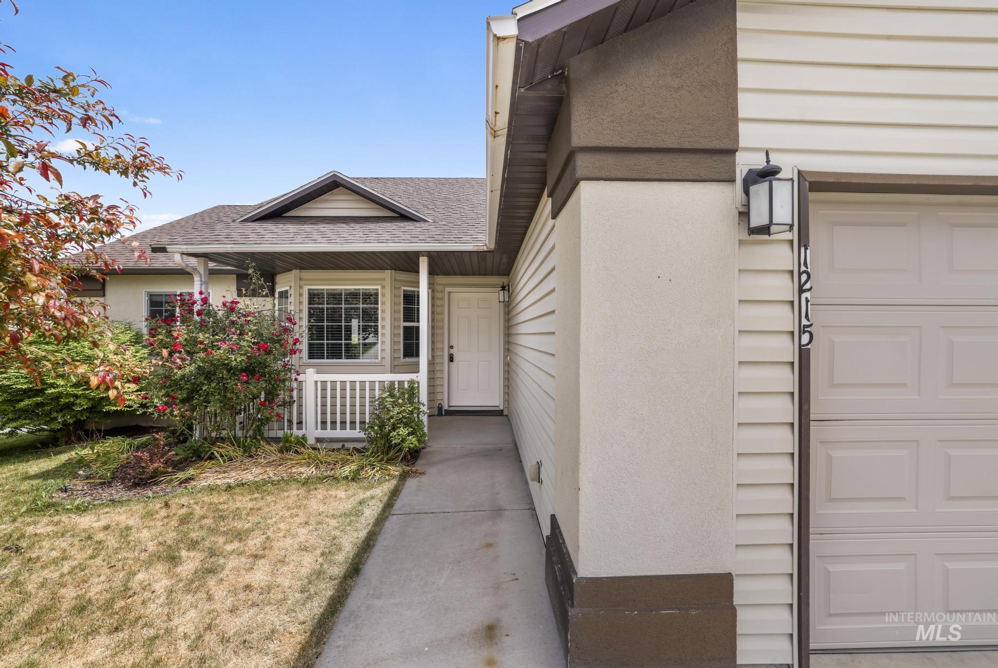 1215 Quail St, Twin Falls, Idaho 83301, 4 Bedrooms, 2 Bathrooms, Residential For Sale, Price $375,000,MLS 98989724