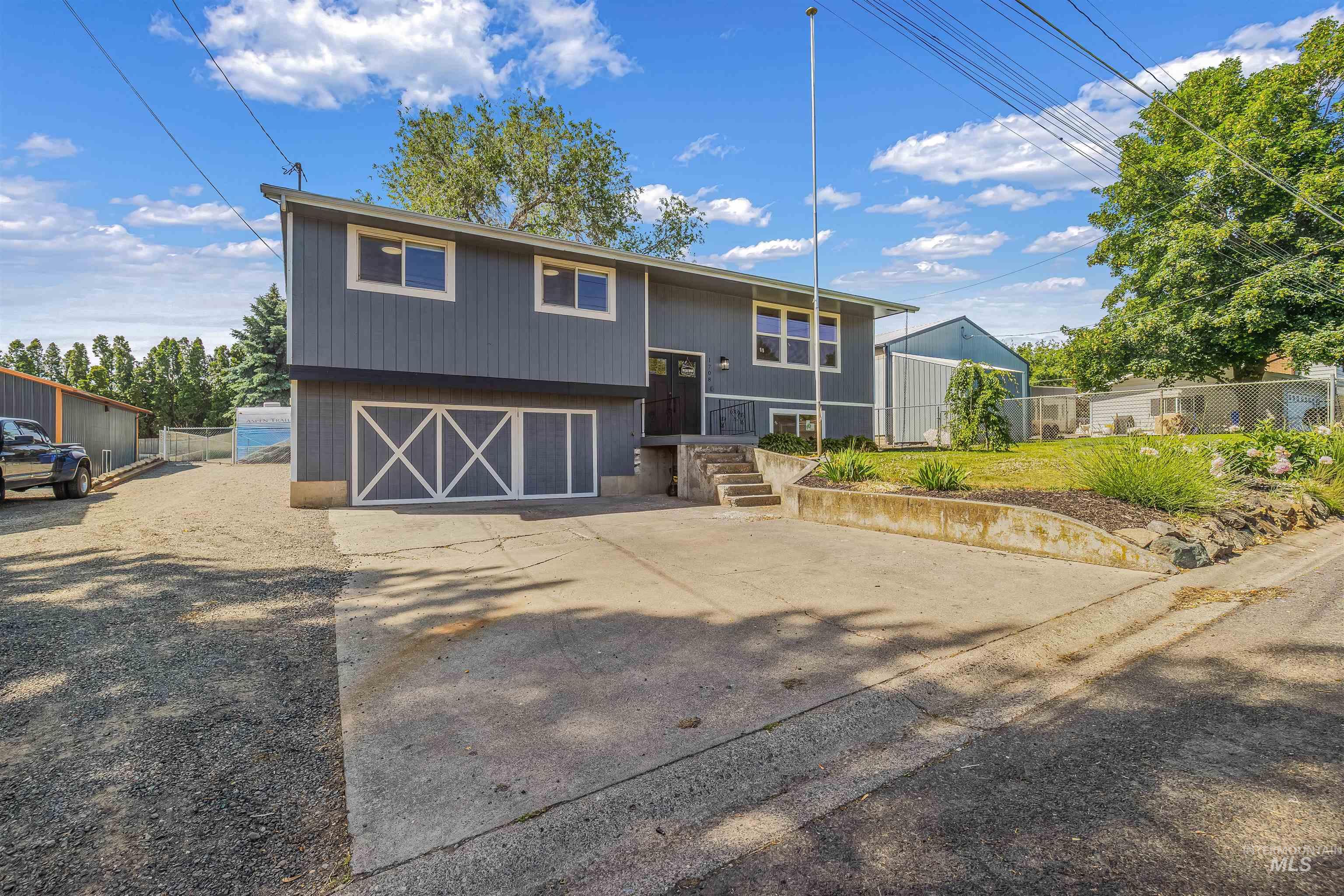 1708 Powers Ave., Lewiston, Idaho 83501, 4 Bedrooms, 2 Bathrooms, Residential For Sale, Price $449,900,MLS 98989725