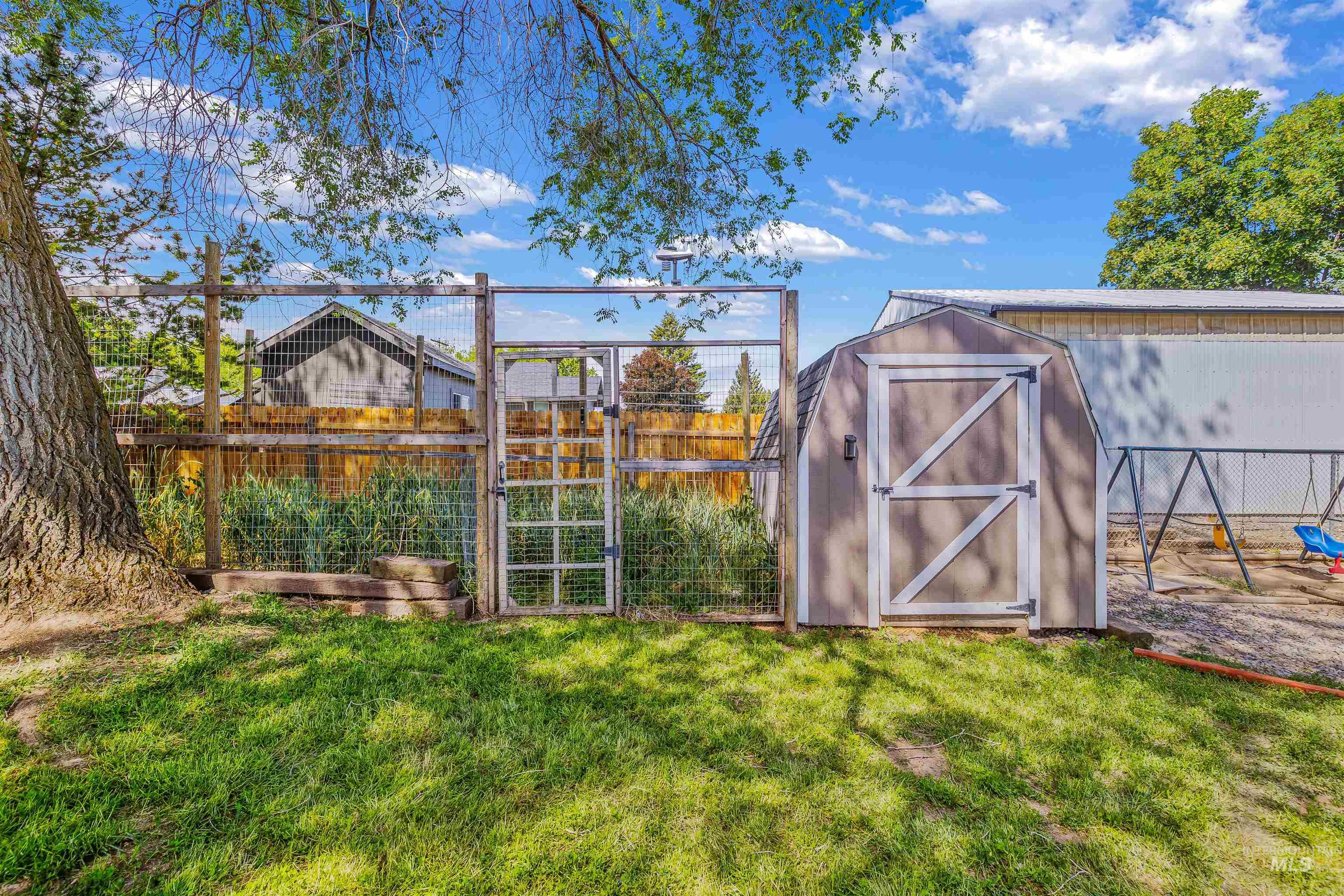 1708 Powers Ave., Lewiston, Idaho 83501, 4 Bedrooms, 2 Bathrooms, Residential For Sale, Price $449,900,MLS 98989725