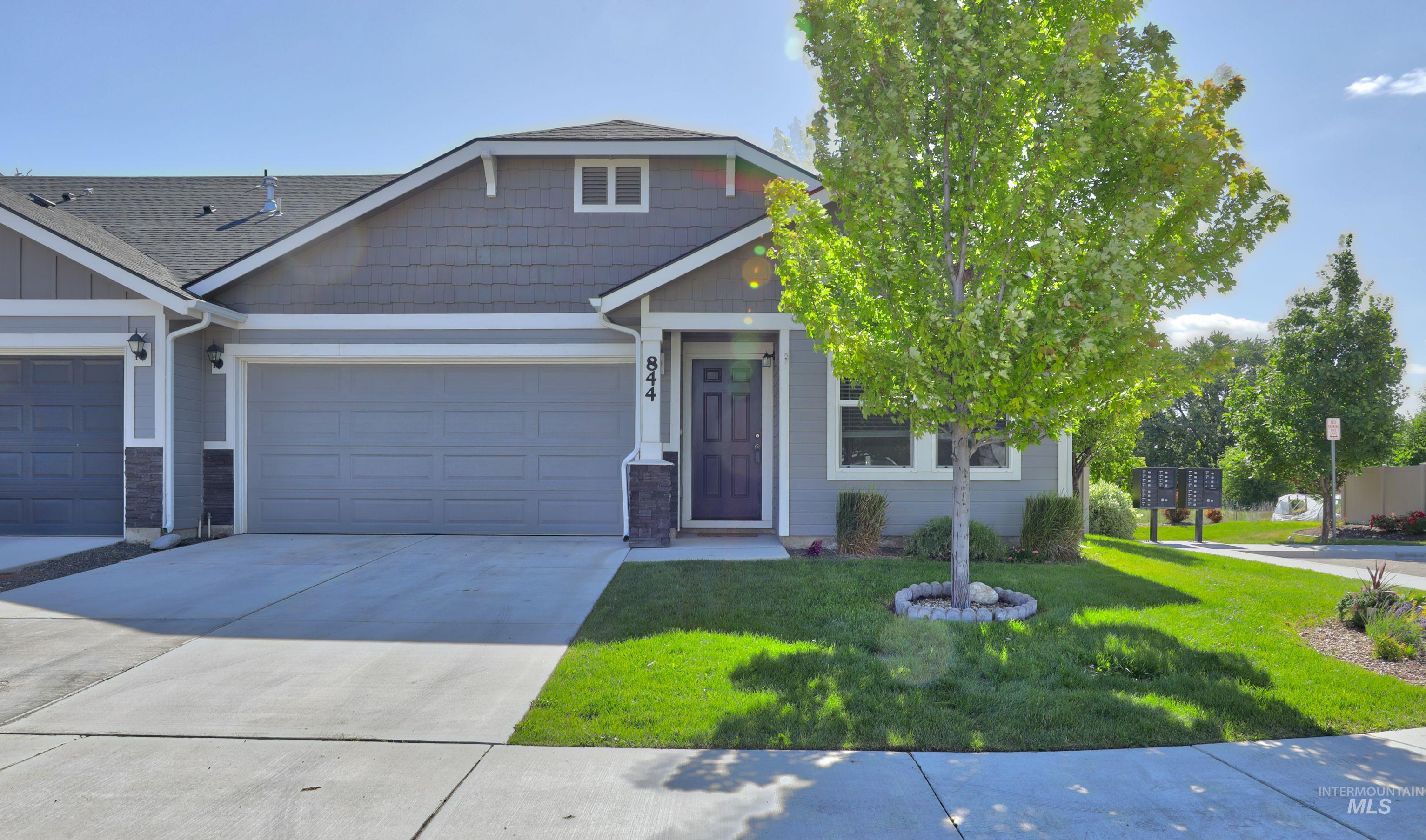 844 N Baldner Point, Nampa, Idaho 83651, 3 Bedrooms, 2 Bathrooms, Residential For Sale, Price $345,000,MLS 98989726