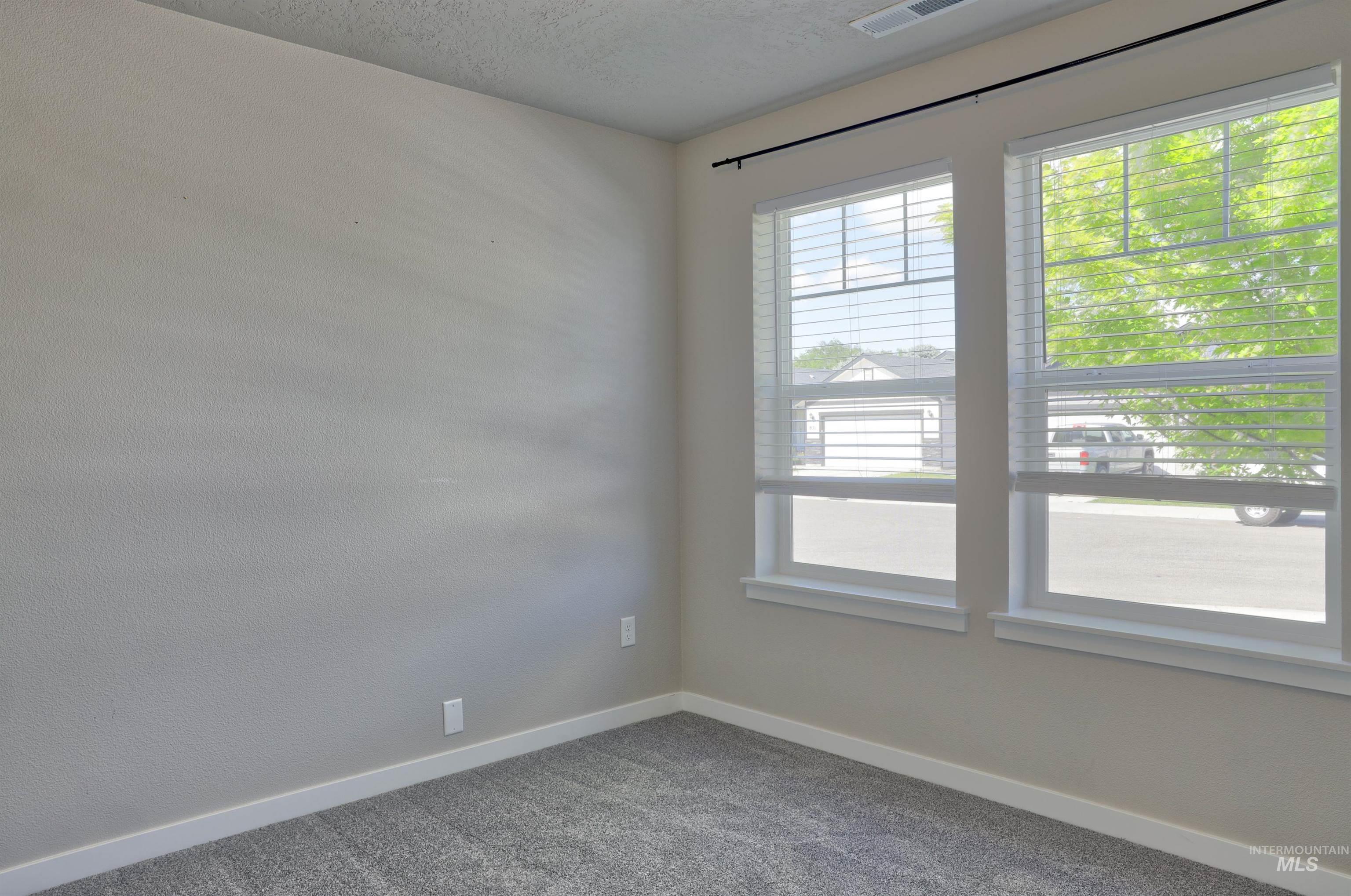 844 N Baldner Point, Nampa, Idaho 83651, 3 Bedrooms, 2 Bathrooms, Residential For Sale, Price $345,000,MLS 98989726