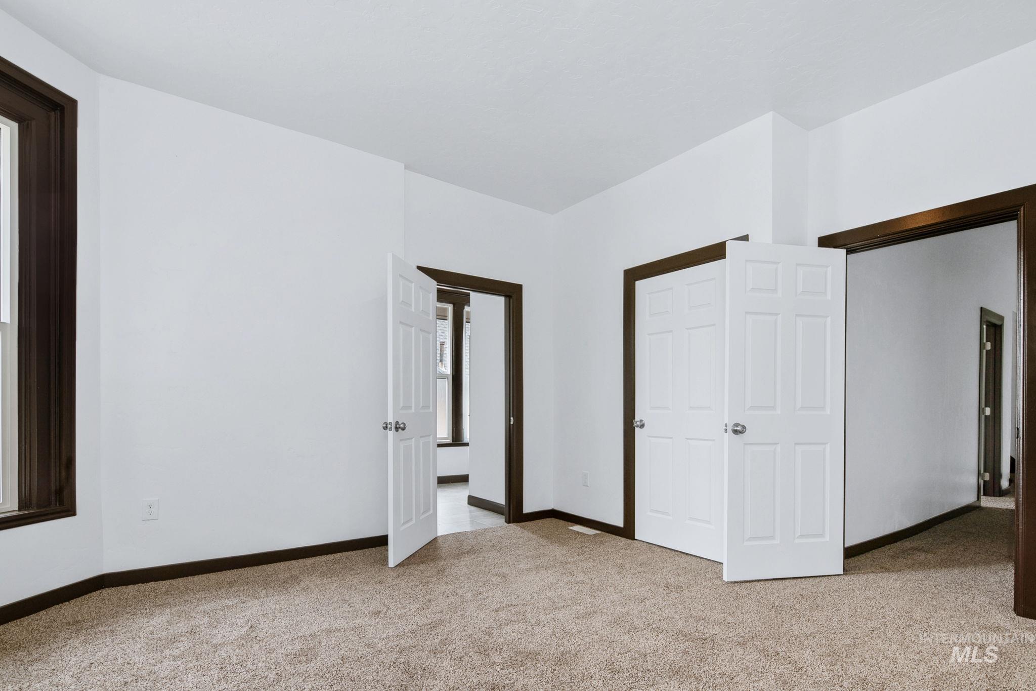 1122 1st Avenue South, Payette, Idaho 83661, 5 Bedrooms, 3 Bathrooms, Residential For Sale, Price $599,900,MLS 98989727