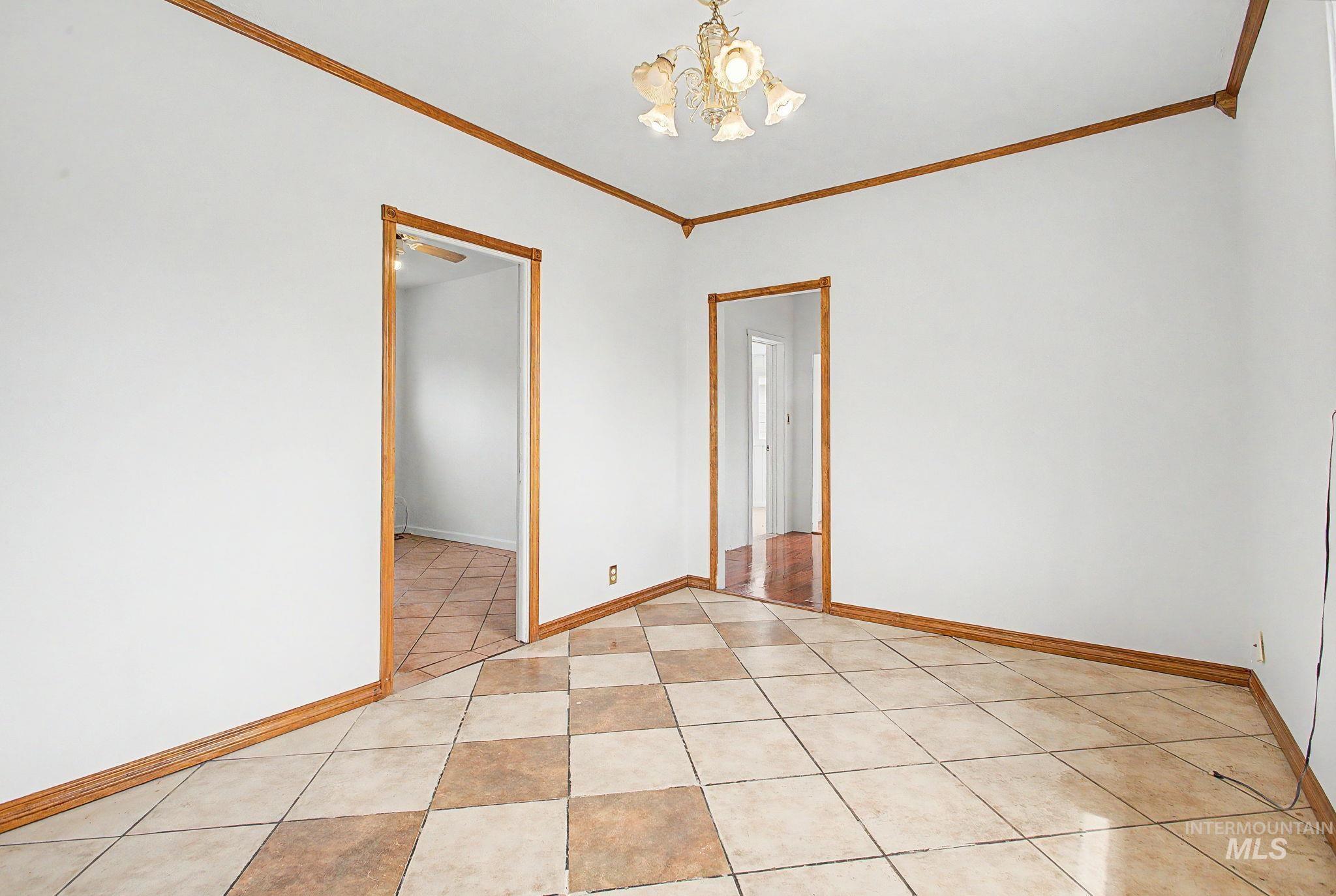 813 10th Street, Lewiston, Idaho 83501, 2 Bedrooms, 1 Bathroom, Residential For Sale, Price $225,000, 98989728