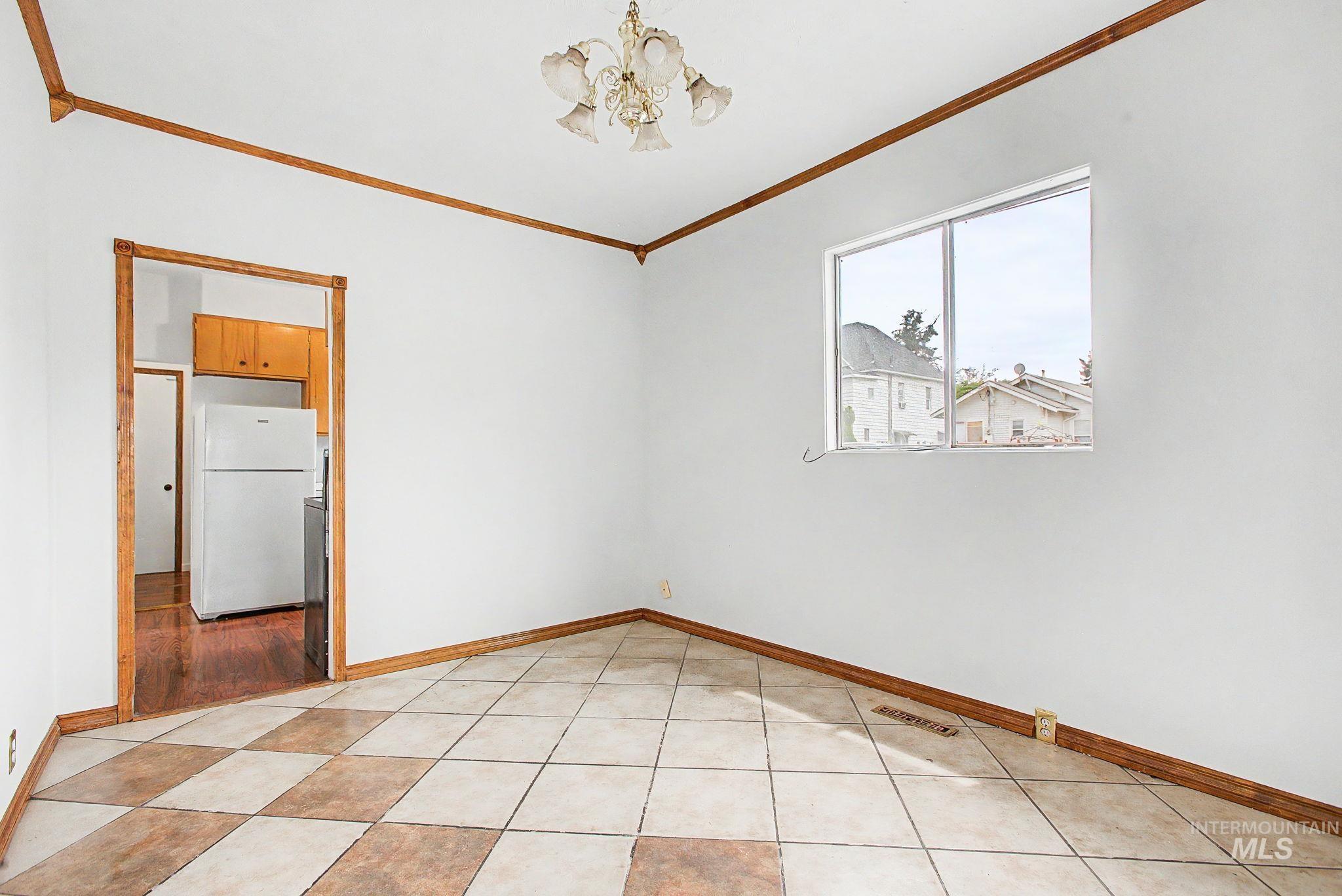 813 10th Street, Lewiston, Idaho 83501, 2 Bedrooms, 1 Bathroom, Residential For Sale, Price $225,000, 98989728