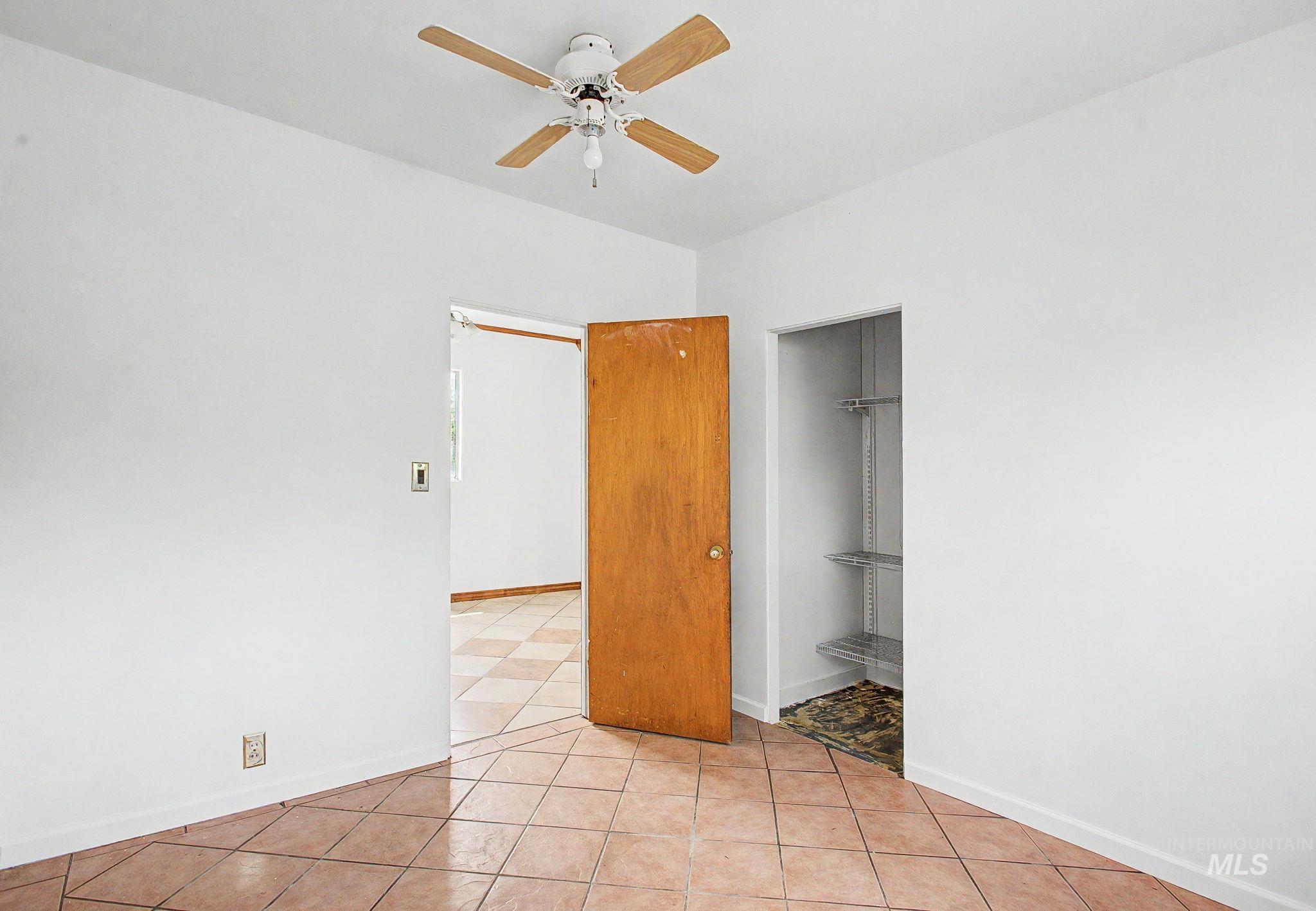 813 10th Street, Lewiston, Idaho 83501, 2 Bedrooms, 1 Bathroom, Residential For Sale, Price $225,000, 98989728
