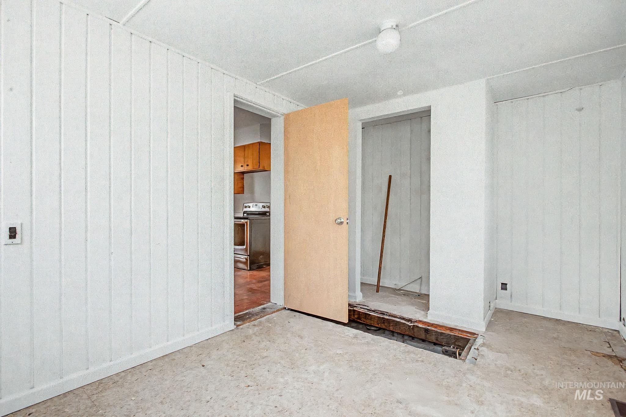 813 10th Street, Lewiston, Idaho 83501, 2 Bedrooms, 1 Bathroom, Residential For Sale, Price $225,000, 98989728