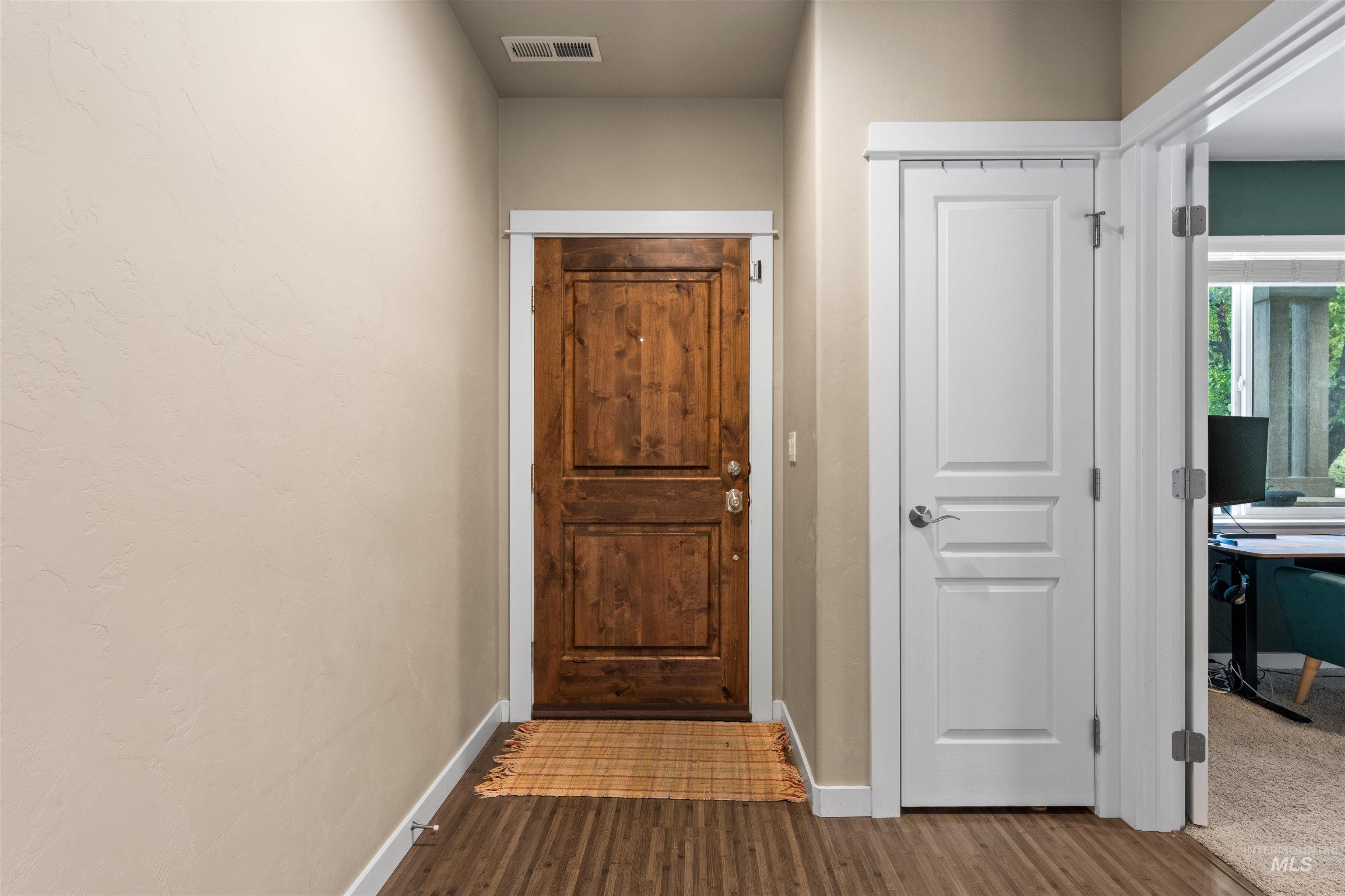 7443 W Skylight St, Boise, Idaho 83709, 4 Bedrooms, 2.5 Bathrooms, Residential For Sale, Price $545,000,MLS 98989730