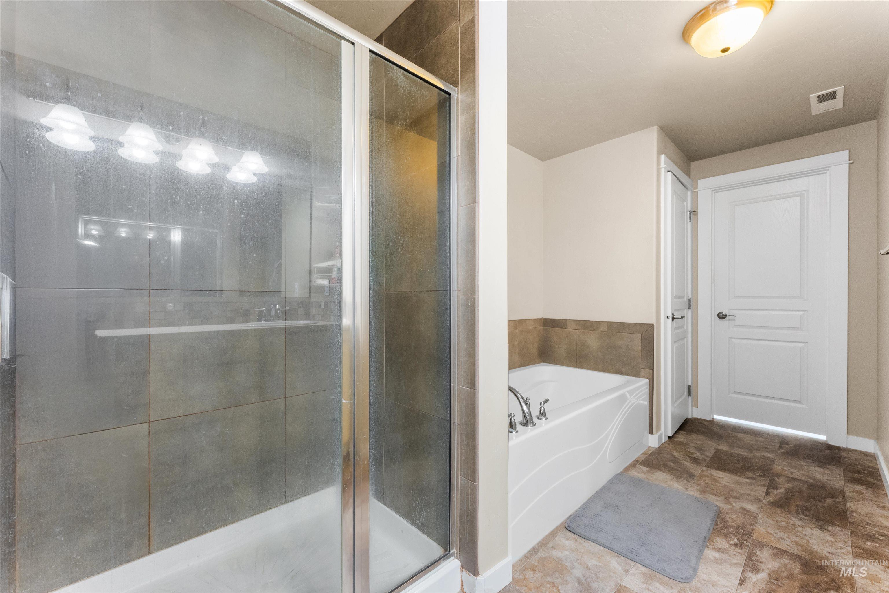 7443 W Skylight St, Boise, Idaho 83709, 4 Bedrooms, 2.5 Bathrooms, Residential For Sale, Price $545,000,MLS 98989730
