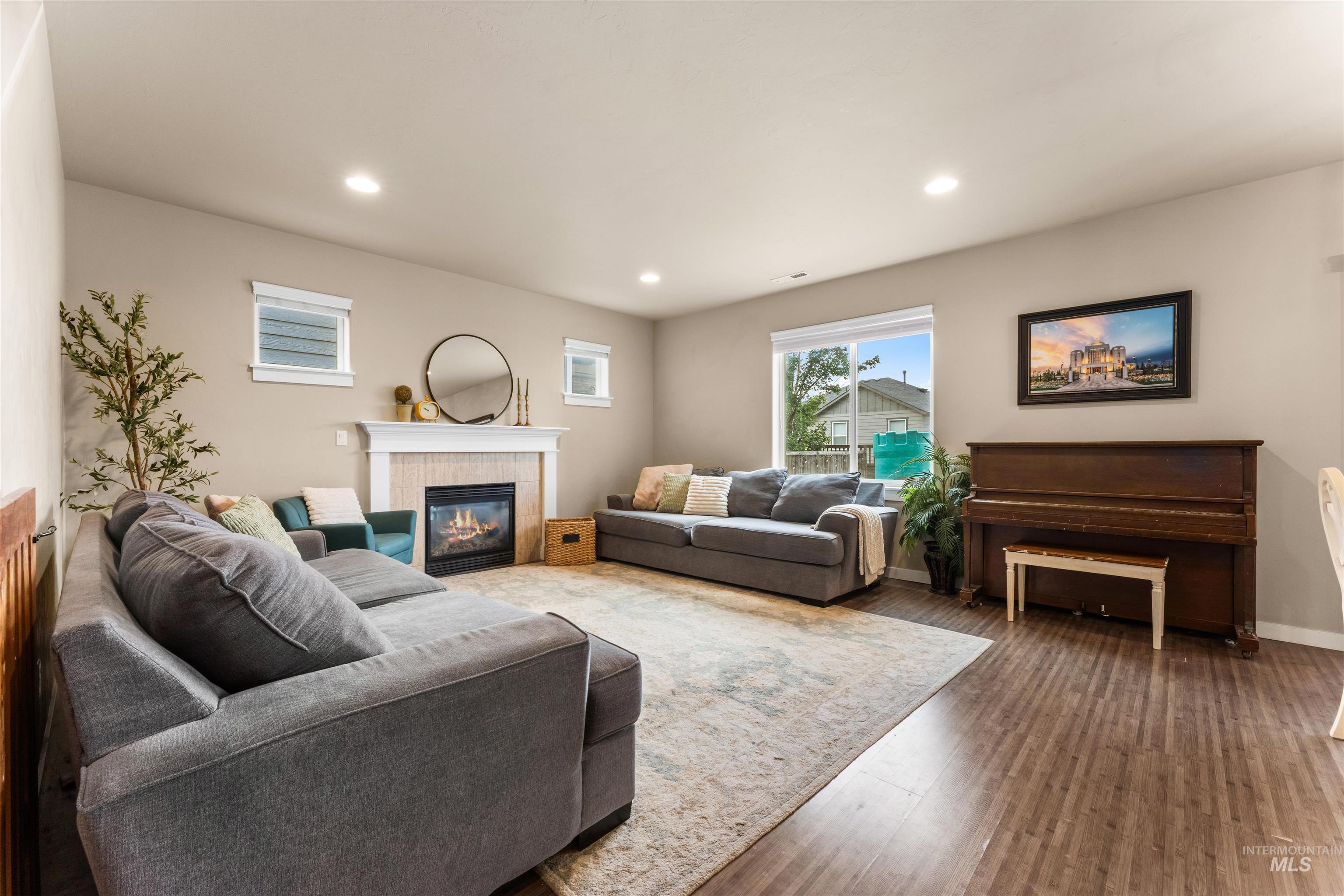 7443 W Skylight St, Boise, Idaho 83709, 4 Bedrooms, 2.5 Bathrooms, Residential For Sale, Price $545,000,MLS 98989730