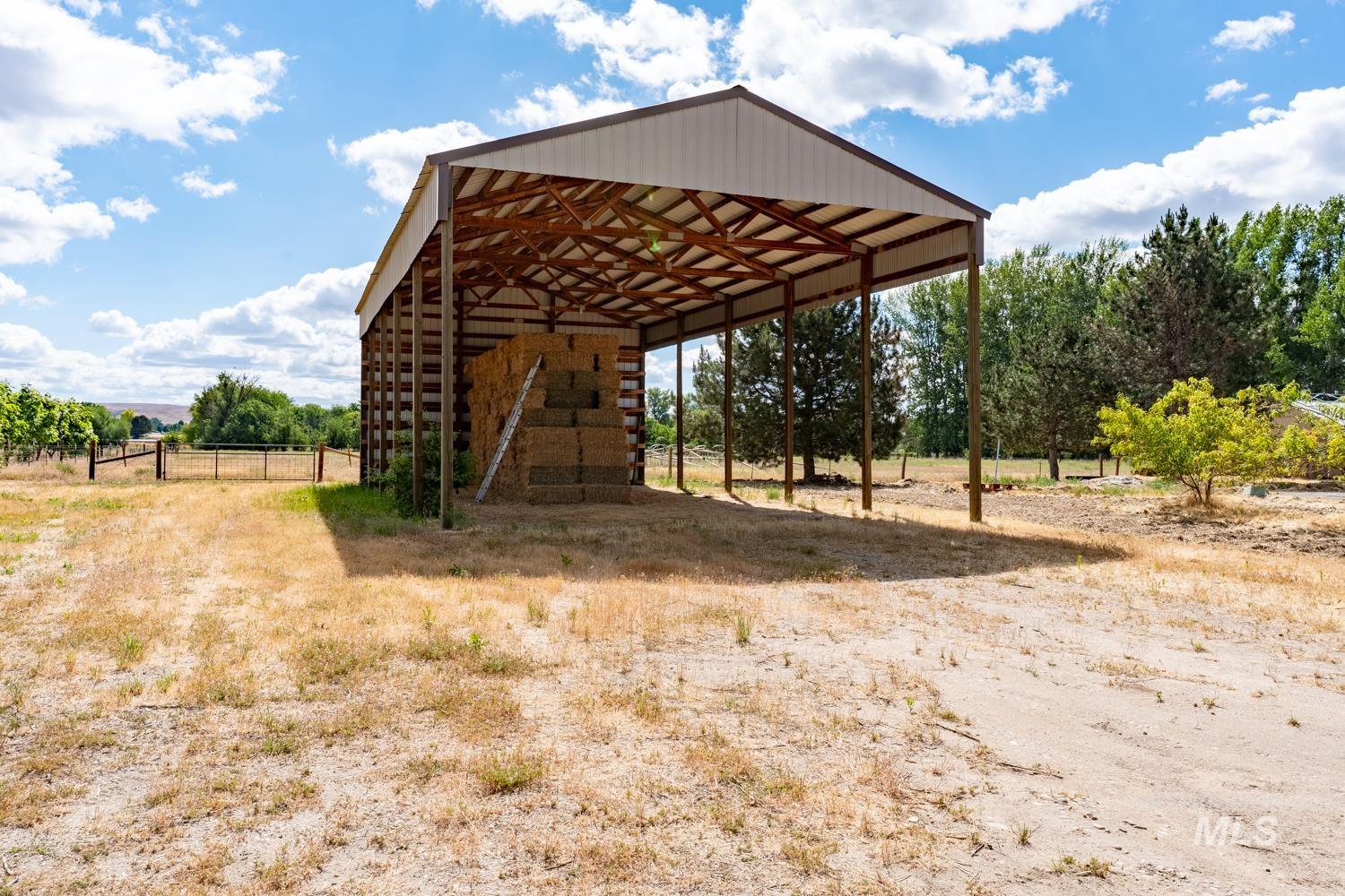 10530 Virginia Ln, Payette, Idaho 83661, 2 Bedrooms, 1 Bathroom, Residential For Sale, Price $640,000,MLS 98989731