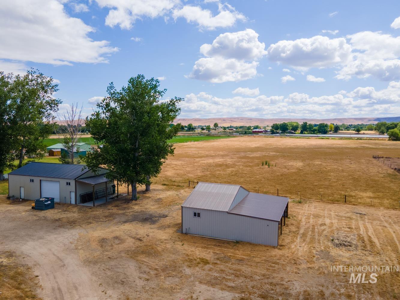 10530 Virginia Ln, Payette, Idaho 83661, 2 Bedrooms, 1 Bathroom, Residential For Sale, Price $650,000,MLS 98989731