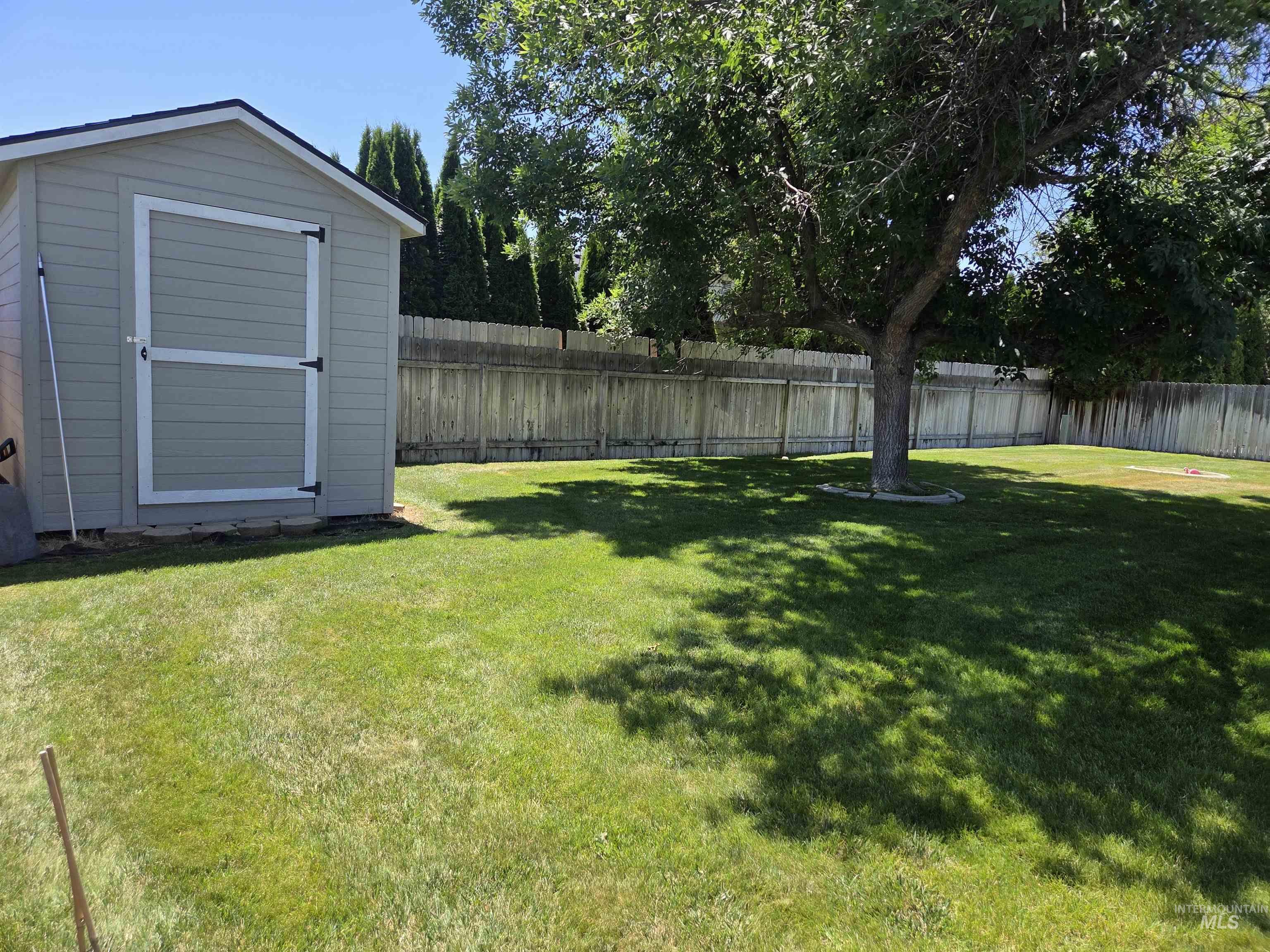 441 War Eagle Way, Nampa, Idaho 83686, 3 Bedrooms, 2 Bathrooms, Residential For Sale, Price $474,800,MLS 98989734