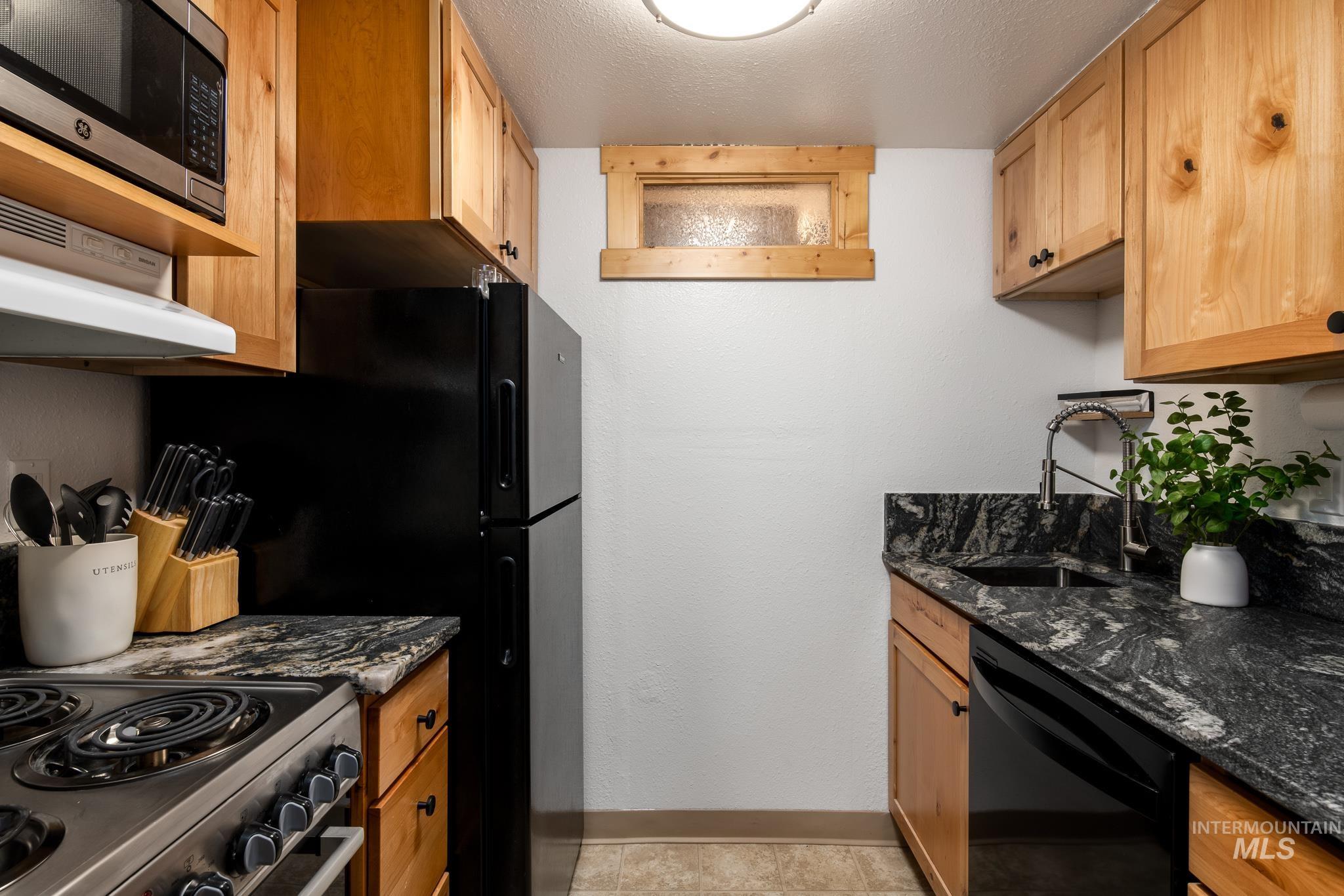 300 McBride, McCall, Idaho 83638, 2 Bedrooms, 2 Bathrooms, Residential For Sale, Price $389,900,MLS 98989738
