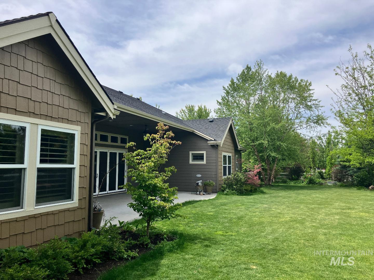 1912 N Lodge Creek Way, Eagle, Idaho 83616, 5 Bedrooms, 4 Bathrooms, Residential For Sale, Price $1,249,000,MLS 98989740