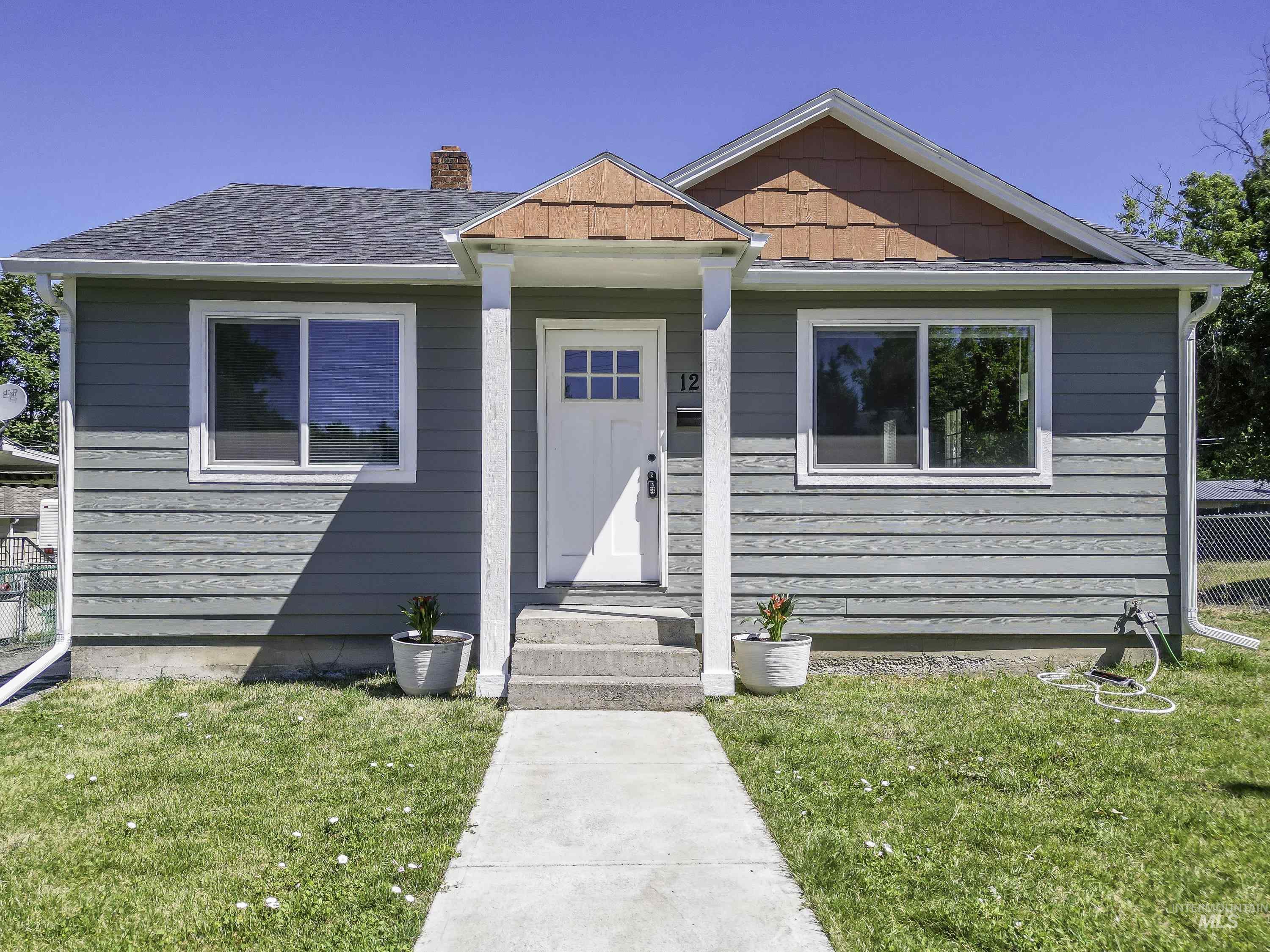 1215 16th Ave, Lewiston, Idaho 83501, 4 Bedrooms, 1.5 Bathrooms, Residential For Sale, Price $347,900,MLS 98989745