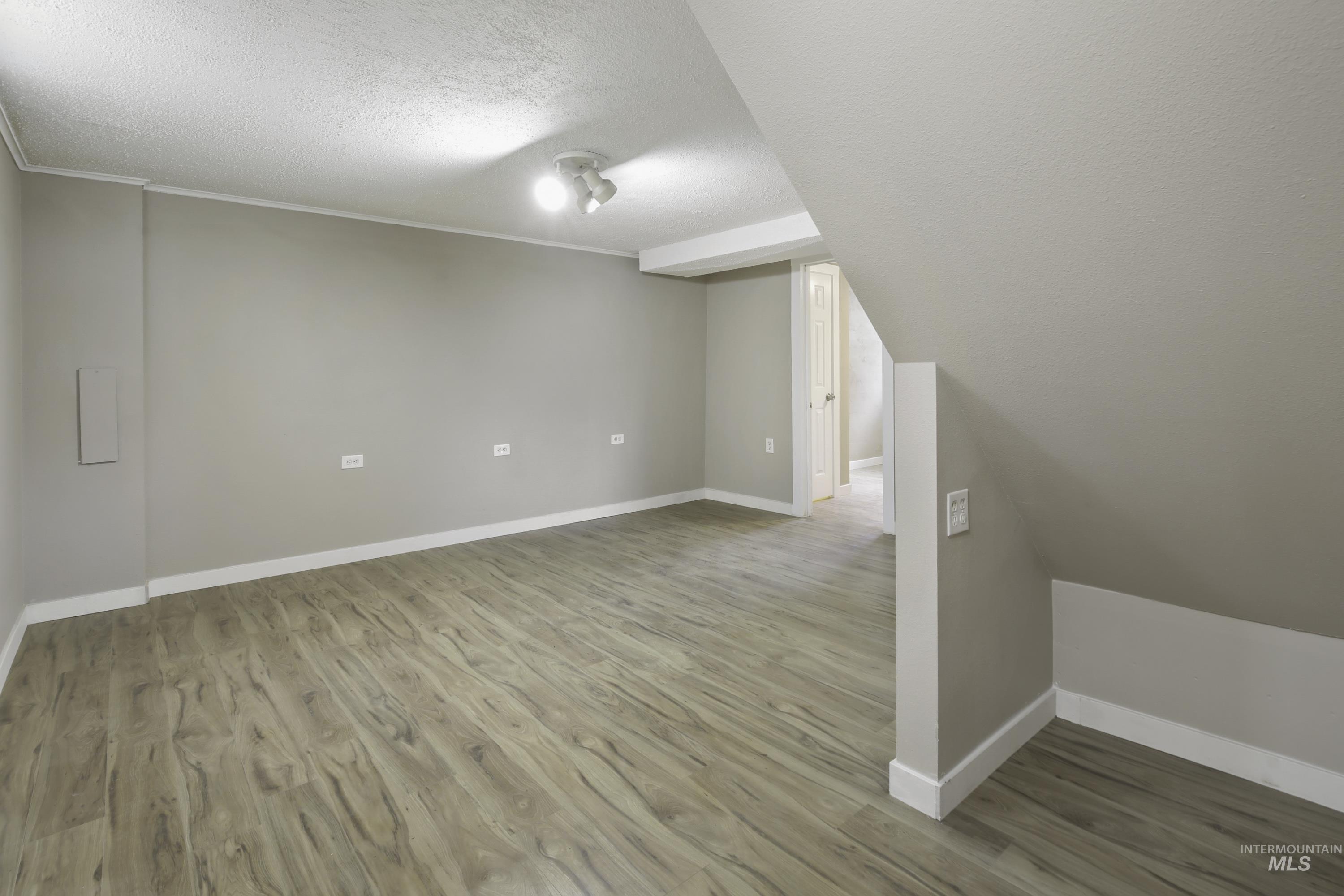 1215 16th Ave, Lewiston, Idaho 83501, 4 Bedrooms, 1.5 Bathrooms, Residential For Sale, Price $349,900,MLS 98989745
