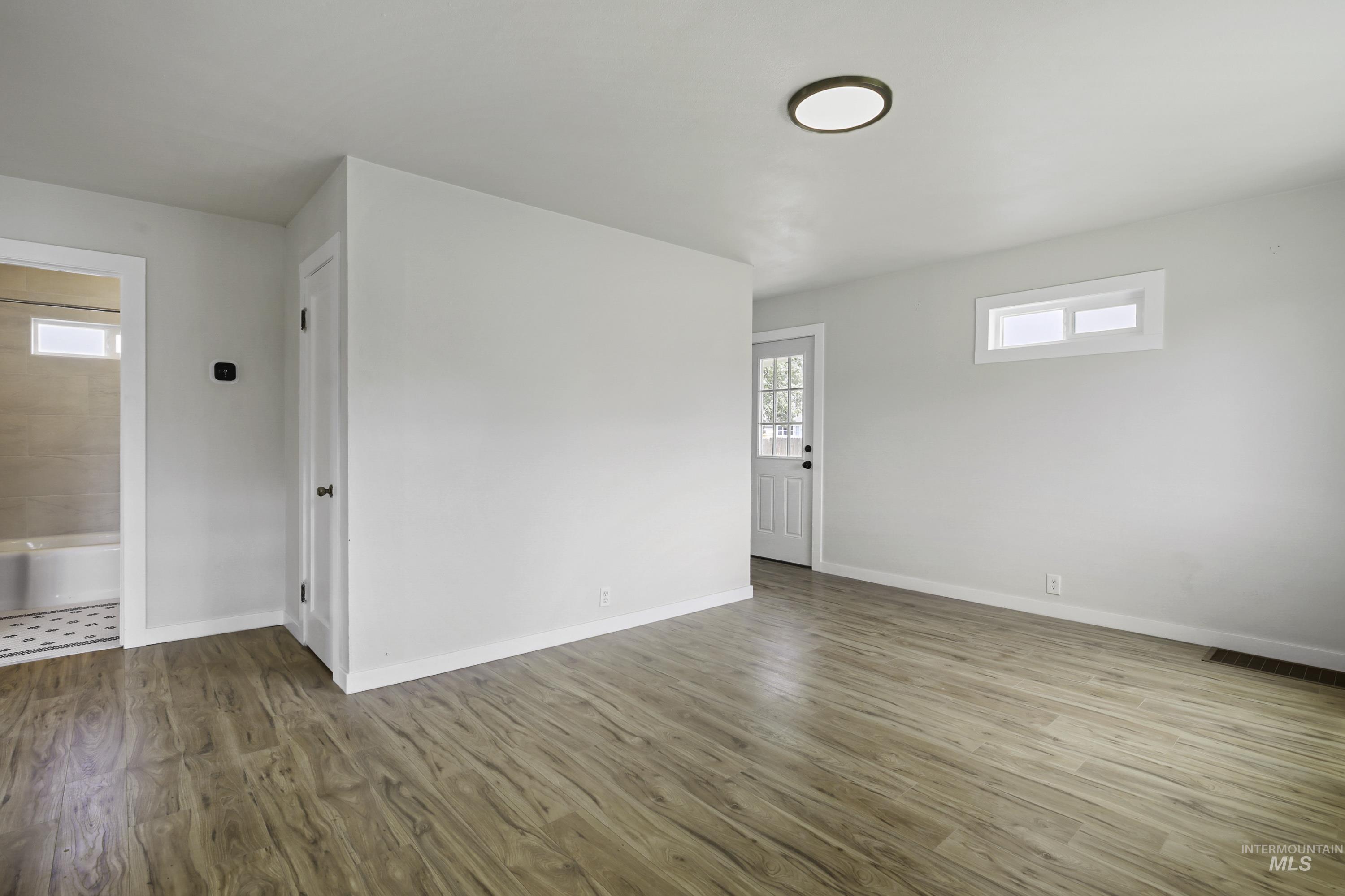 1215 16th Ave, Lewiston, Idaho 83501, 4 Bedrooms, 1.5 Bathrooms, Residential For Sale, Price $347,900,MLS 98989745