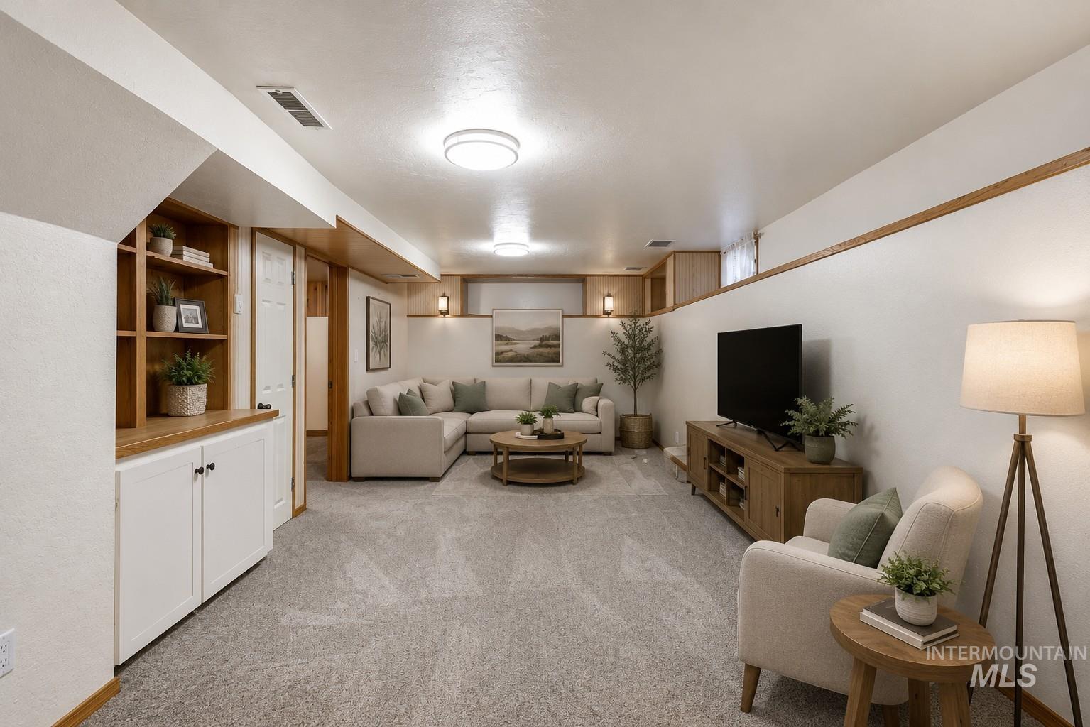 1692 Kimes St, Twin Falls, Idaho 83301, 2 Bedrooms, 2 Bathrooms, Residential For Sale, Price $303,500,MLS 98989746