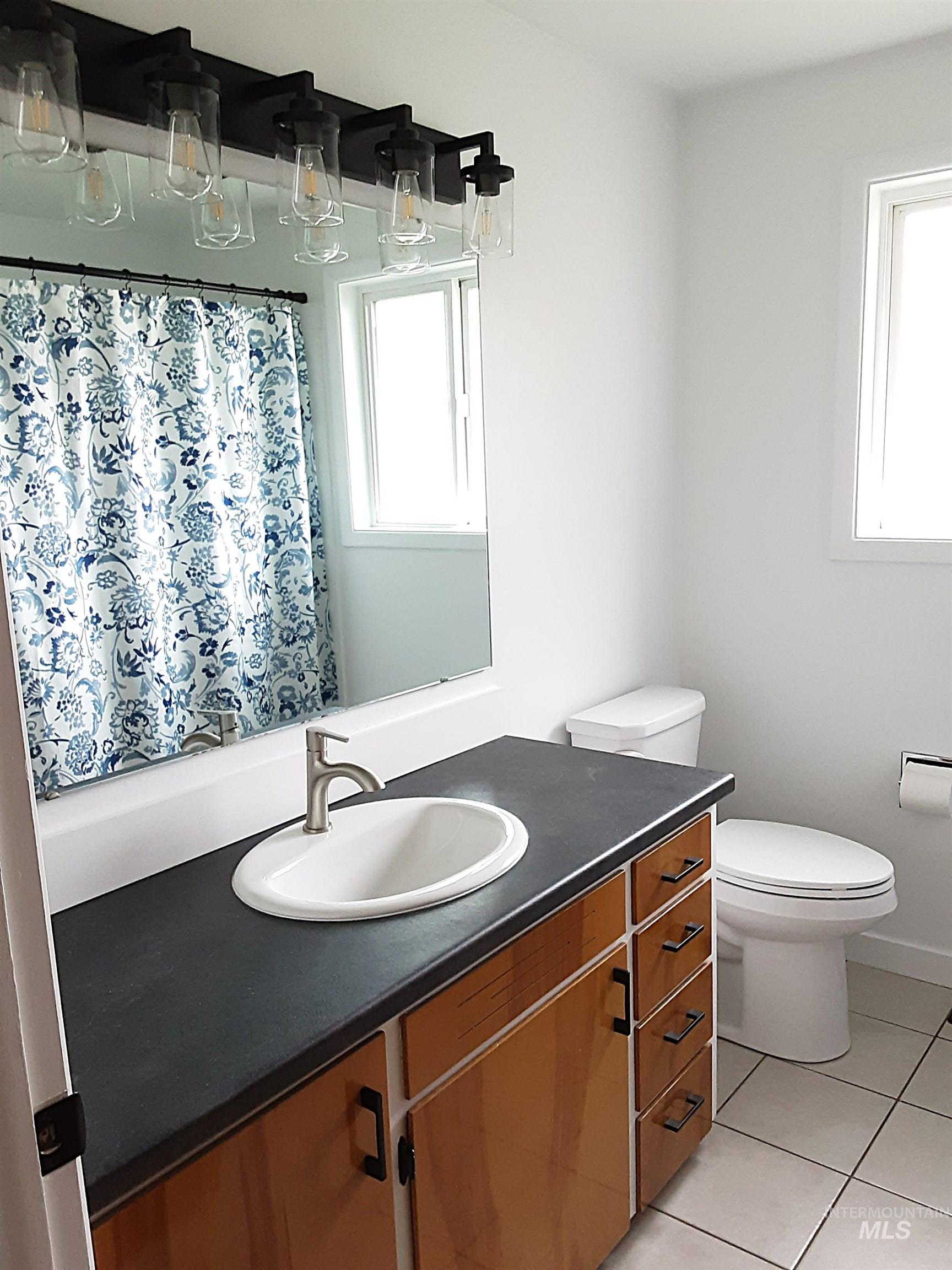 1423 Grelle Ave, Lewiston, Idaho 83501, 4 Bedrooms, 2 Bathrooms, Residential For Sale, Price $419,900,MLS 98989748