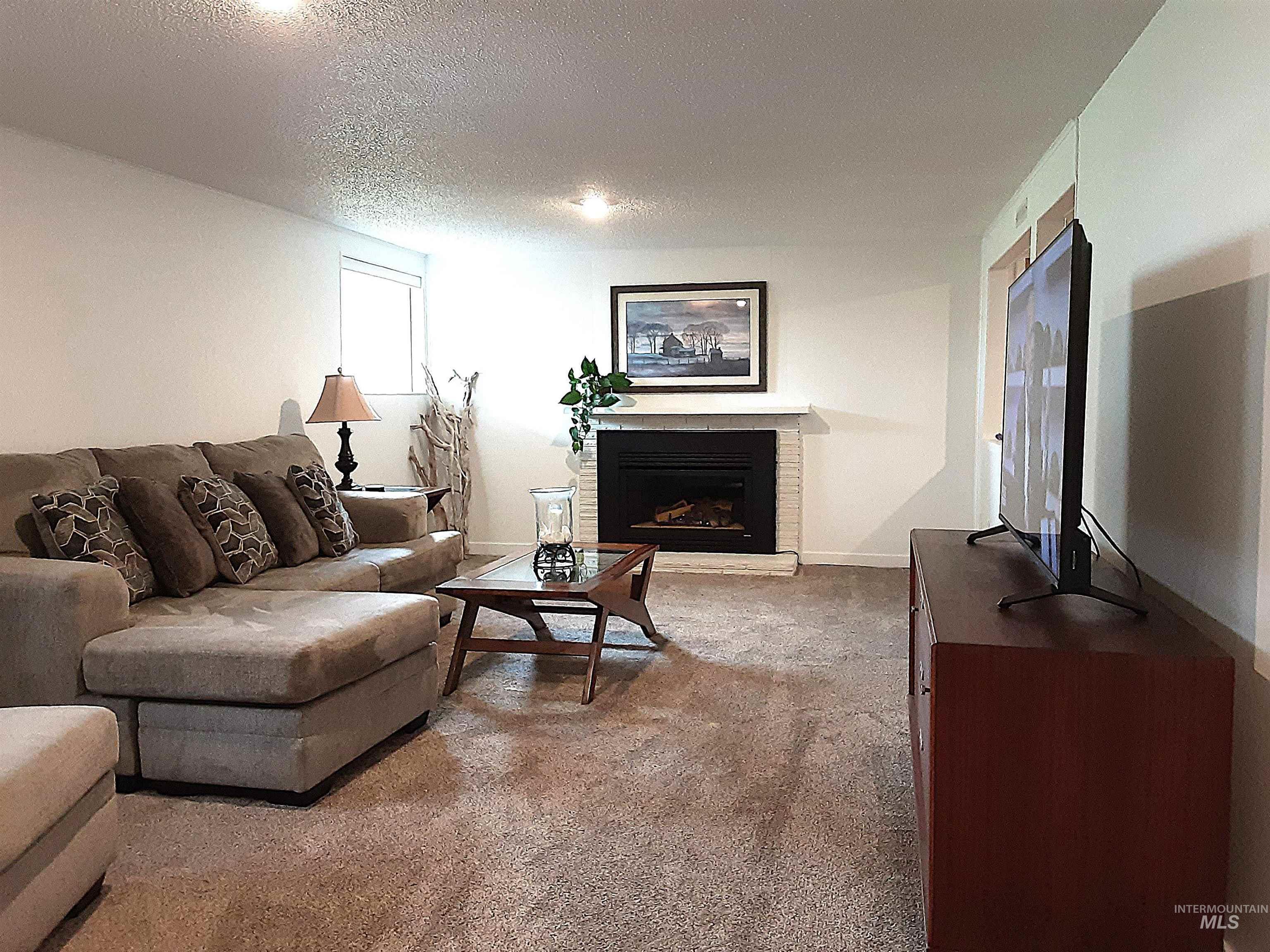 1423 Grelle Ave, Lewiston, Idaho 83501, 4 Bedrooms, 2 Bathrooms, Residential For Sale, Price $400,000, 98989748