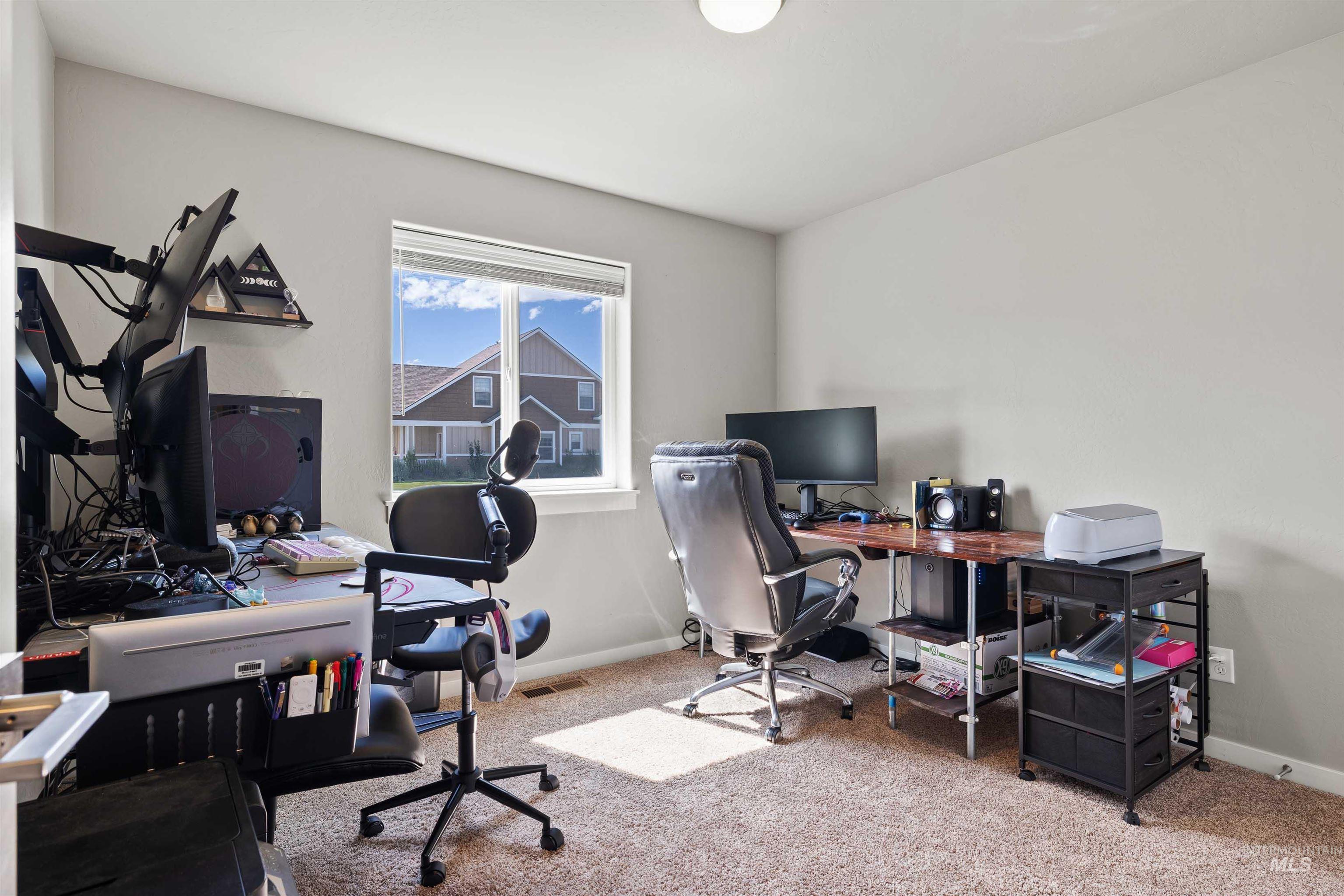 1323 Flint, Twin Falls, Idaho 83301, 3 Bedrooms, 2 Bathrooms, Residential For Sale, Price $359,000,MLS 98989750