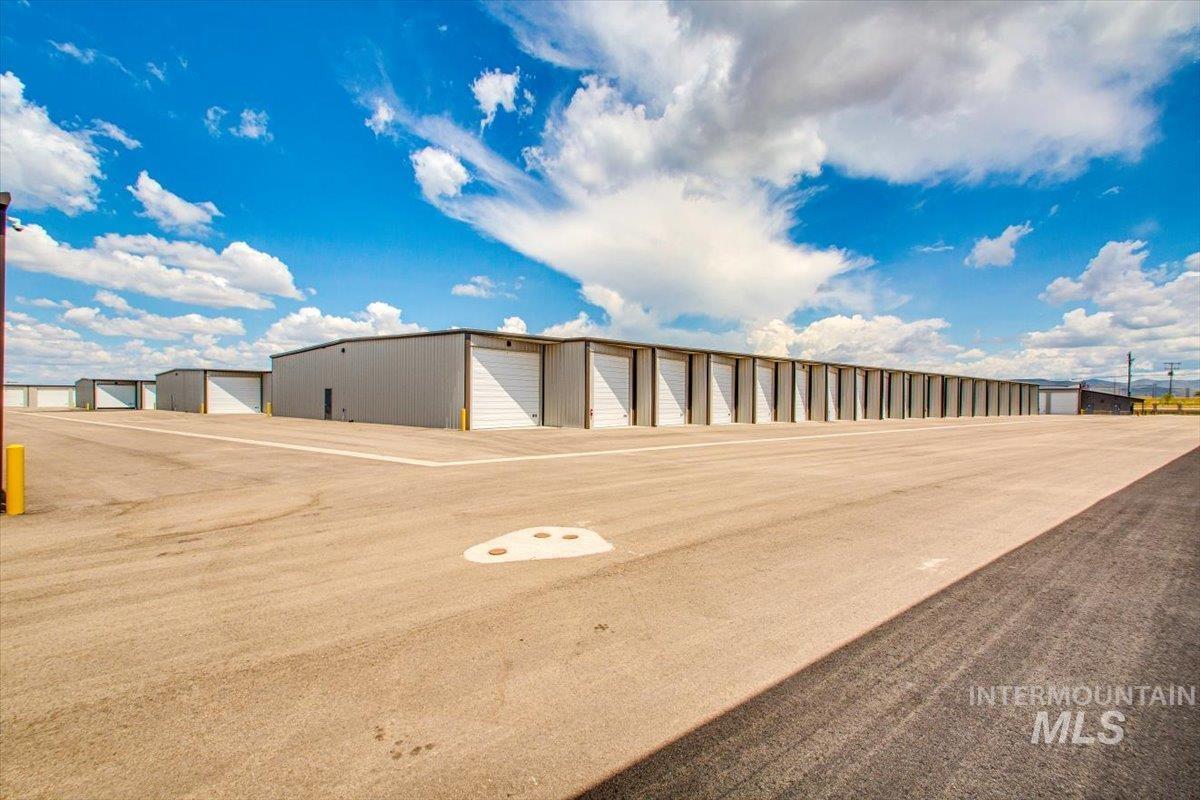 7373 S Federal Way Unit 43, Boise, Idaho 83716-9121, Business/Commercial For Sale, Price $106,000,MLS 98989751