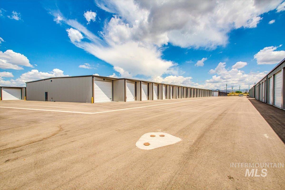 7373 S Federal Way Unit 43, Boise, Idaho 83716-9121, Business/Commercial For Sale, Price $106,000,MLS 98989751