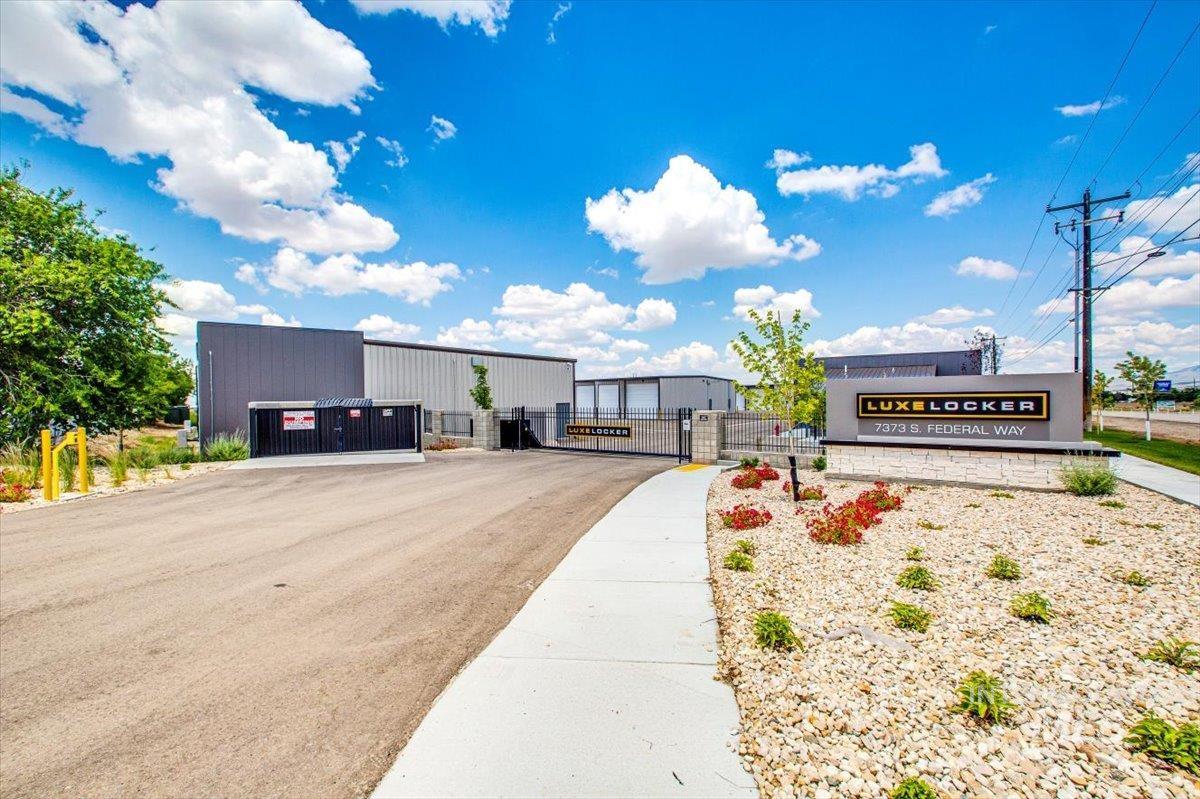 7373 S Federal Way Unit 43, Boise, Idaho 83716-9121, Business/Commercial For Sale, Price $106,000,MLS 98989751