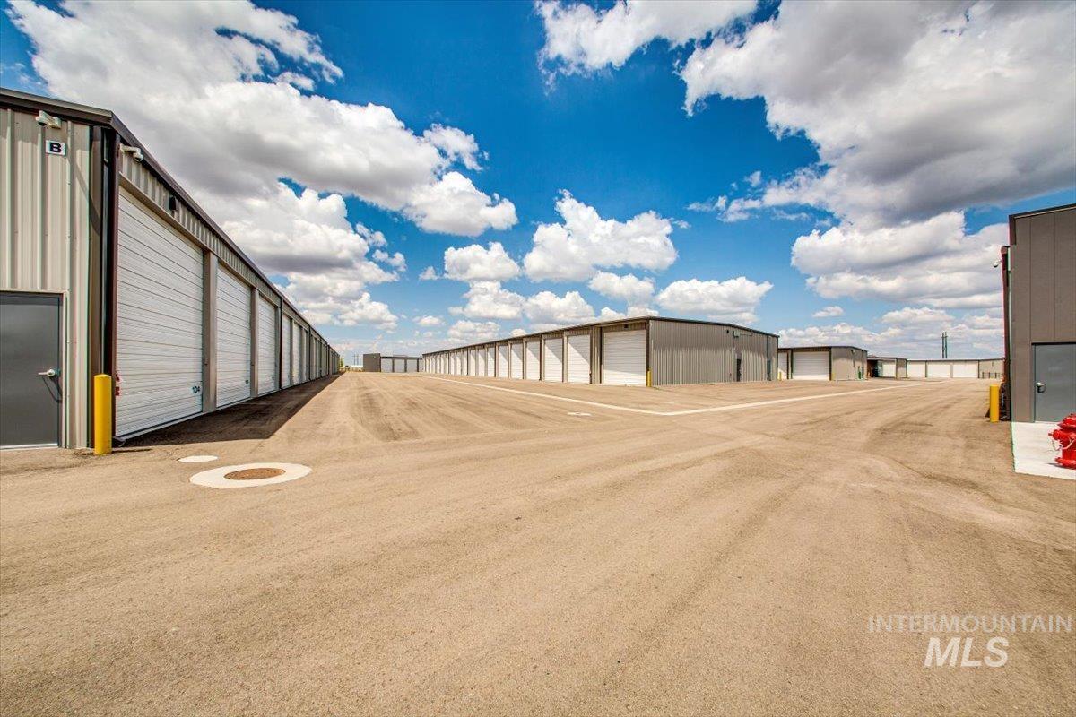 7373 S Federal Way Unit 43, Boise, Idaho 83716-9121, Business/Commercial For Sale, Price $106,000,MLS 98989751