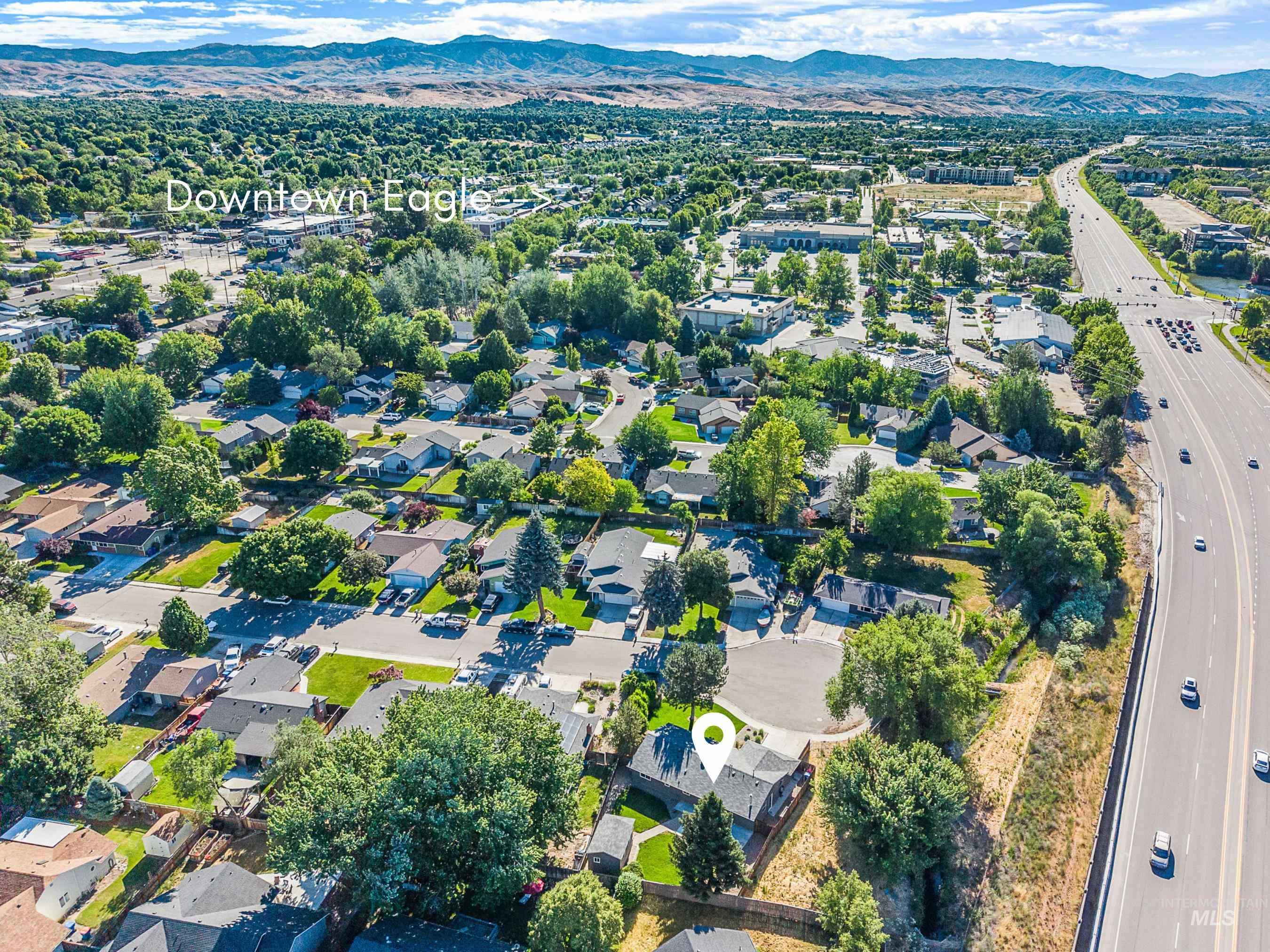 371 S Harlan Pl, Eagle, Idaho 83616-4917, 3 Bedrooms, 2 Bathrooms, Residential For Sale, Price $550,000,MLS 98989752