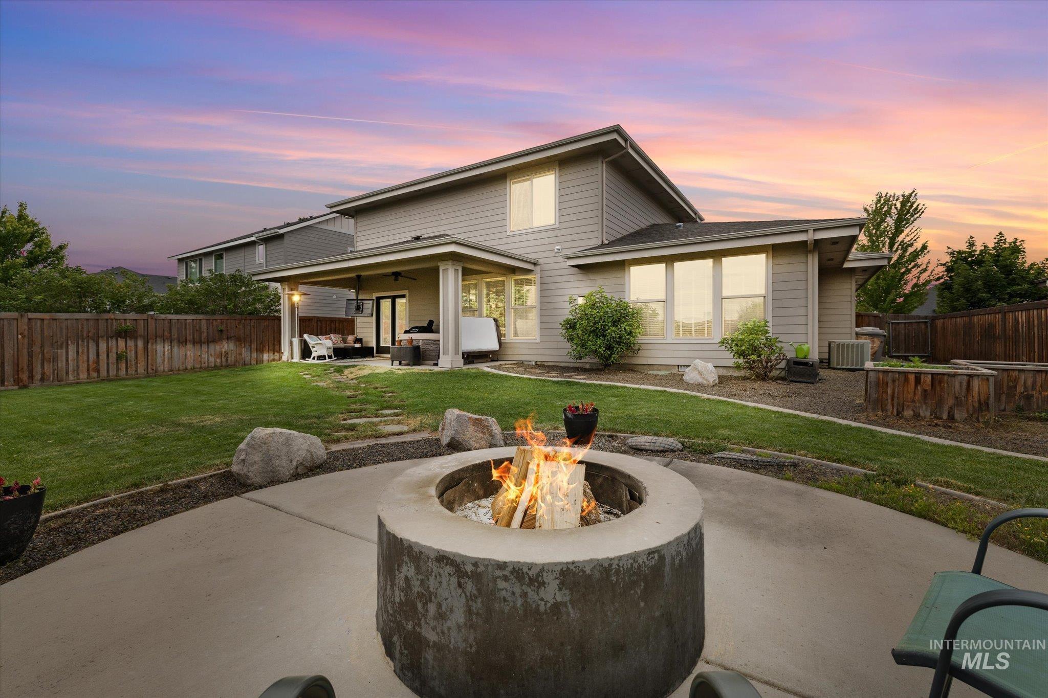 168 S Rivermist Ave, Star, Idaho 83669, 4 Bedrooms, 2.5 Bathrooms, Residential For Sale, Price $700,000, 98989756