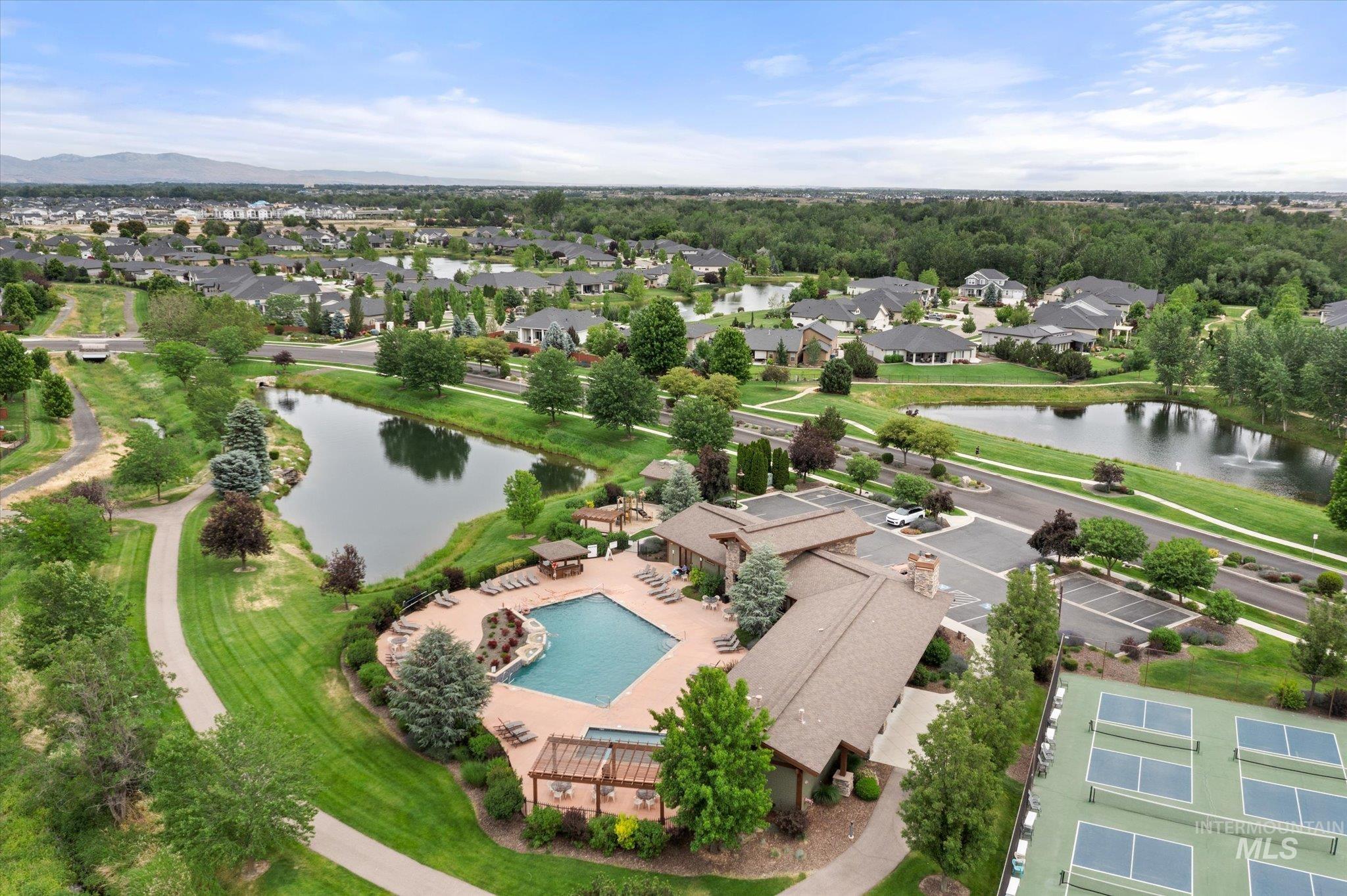 168 S Rivermist Ave, Star, Idaho 83669, 4 Bedrooms, 2.5 Bathrooms, Residential For Sale, Price $750,000,MLS 98989756