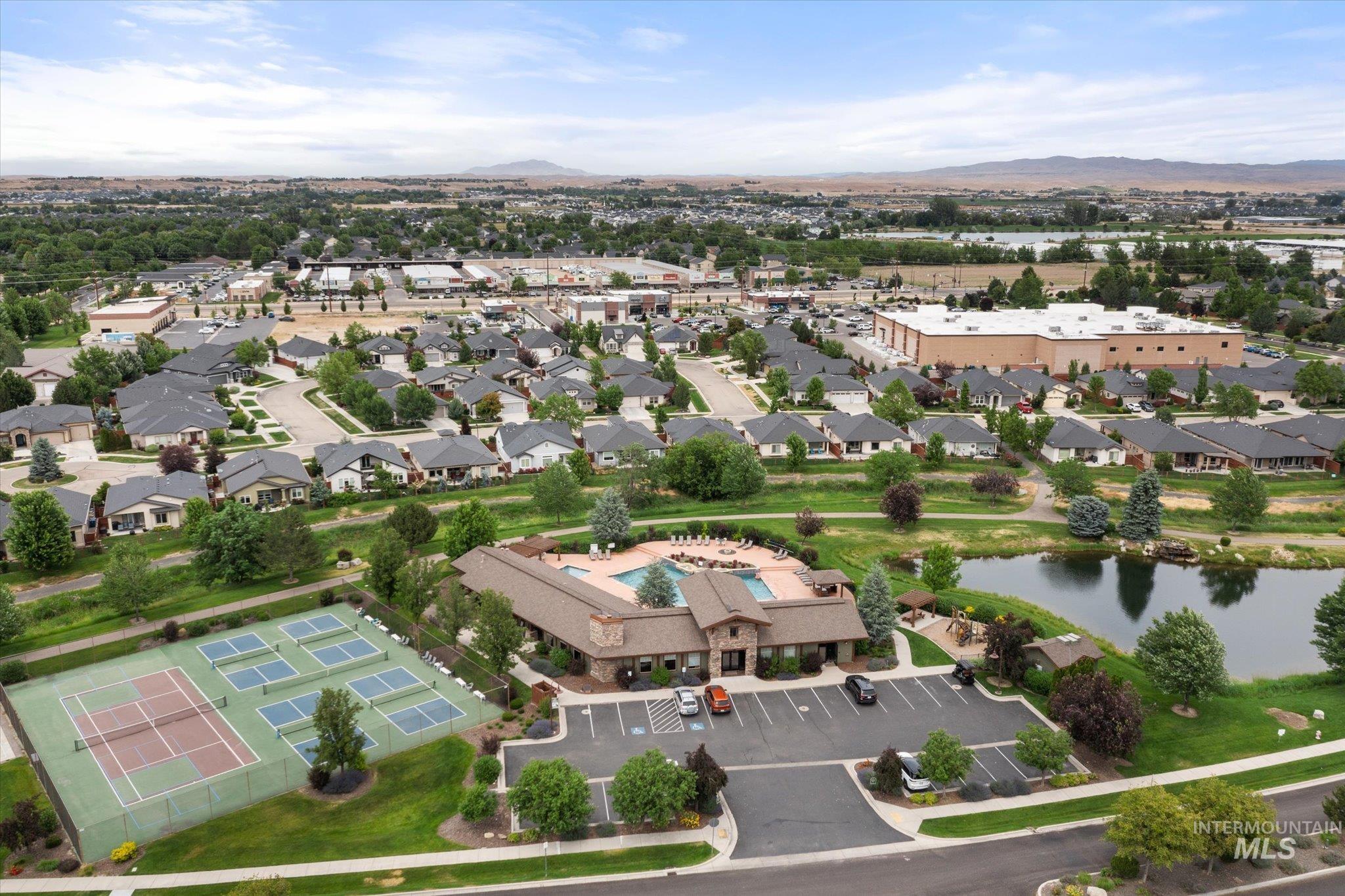 168 S Rivermist Ave, Star, Idaho 83669, 4 Bedrooms, 2.5 Bathrooms, Residential For Sale, Price $750,000,MLS 98989756