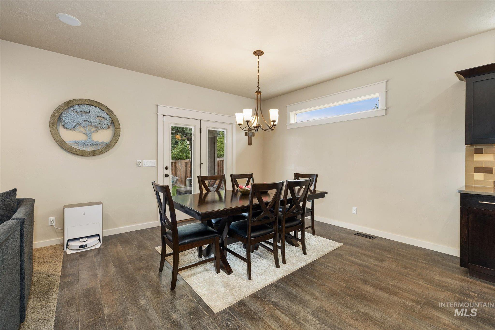 168 S Rivermist Ave, Star, Idaho 83669, 4 Bedrooms, 2.5 Bathrooms, Residential For Sale, Price $695,000,MLS 98989756