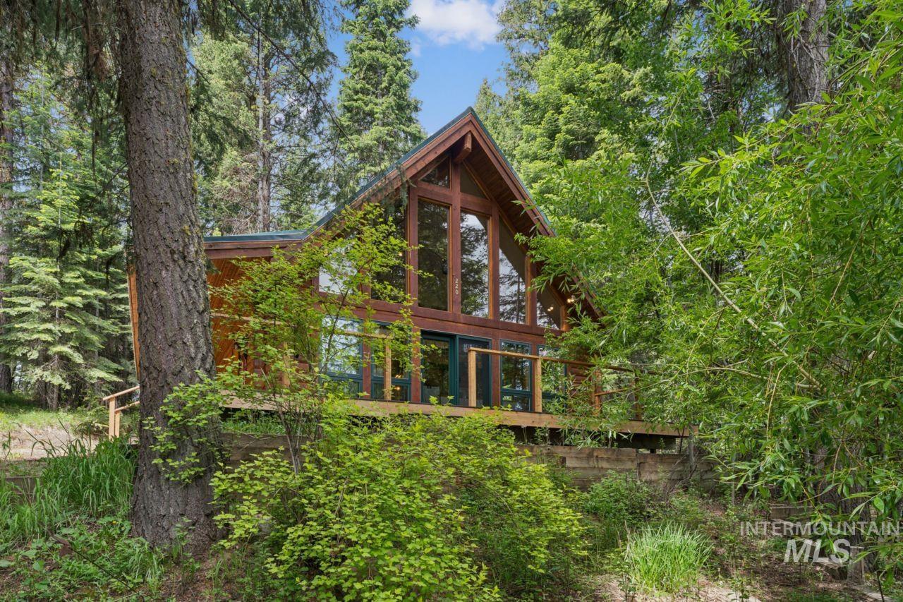 220 Ernesto, McCall, Idaho 83686, 3 Bedrooms, 2 Bathrooms, Residential For Sale, Price $799,900,MLS 98989758