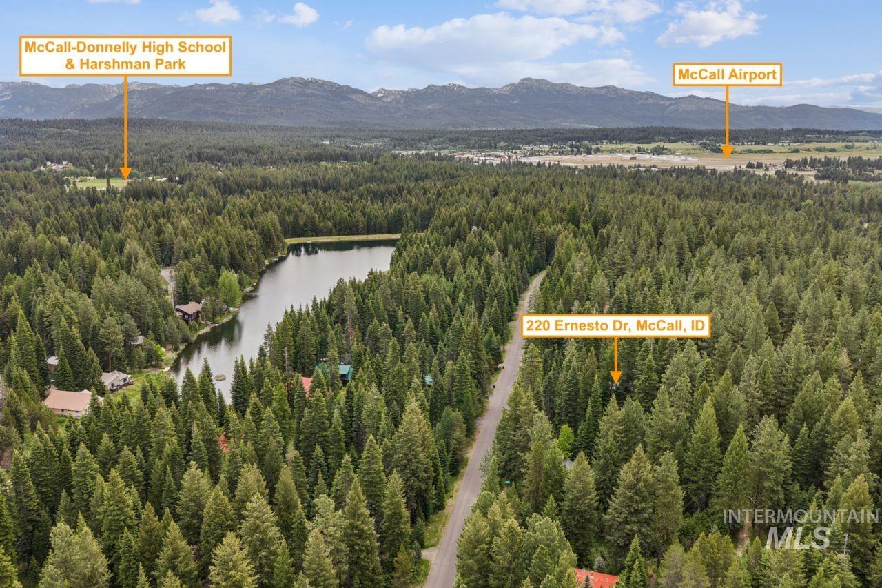 220 Ernesto, McCall, Idaho 83686, 3 Bedrooms, 2 Bathrooms, Residential For Sale, Price $799,900,MLS 98989758