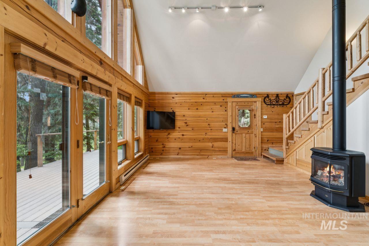 220 Ernesto, McCall, Idaho 83686, 3 Bedrooms, 2 Bathrooms, Residential For Sale, Price $799,900,MLS 98989758