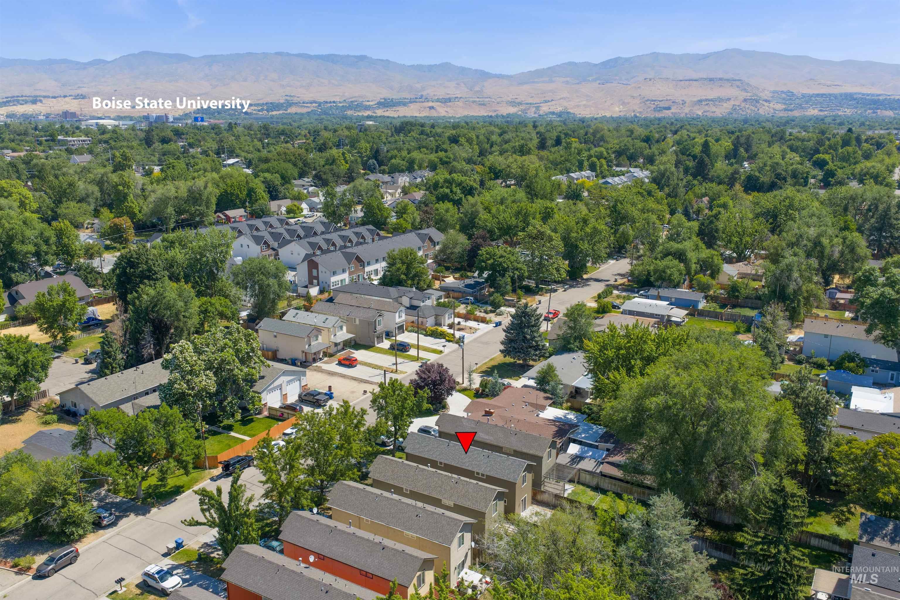 2903 W Lemhi, Boise, Idaho 83705, 3 Bedrooms, 2.5 Bathrooms, Residential For Sale, Price $425,000,MLS 98989763